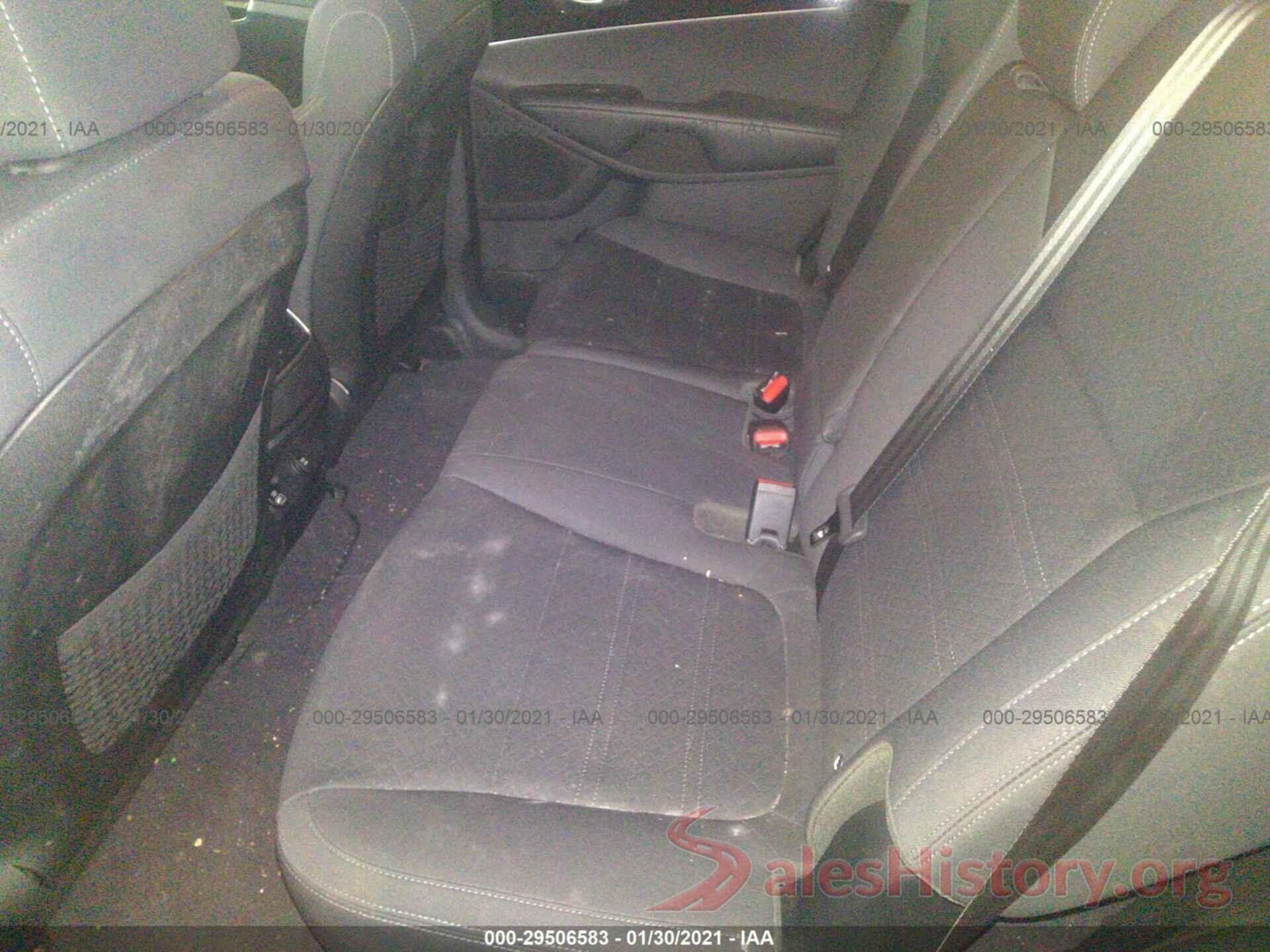 5XYPGDA56KG587717 2019 KIA SORENTO