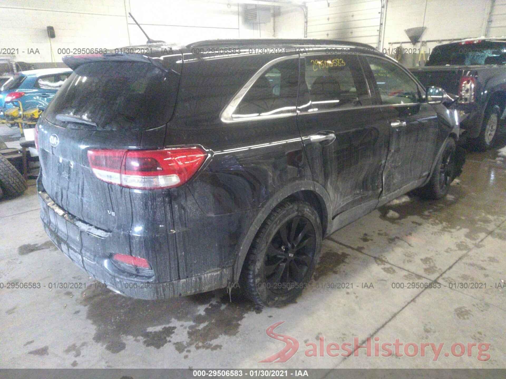 5XYPGDA56KG587717 2019 KIA SORENTO