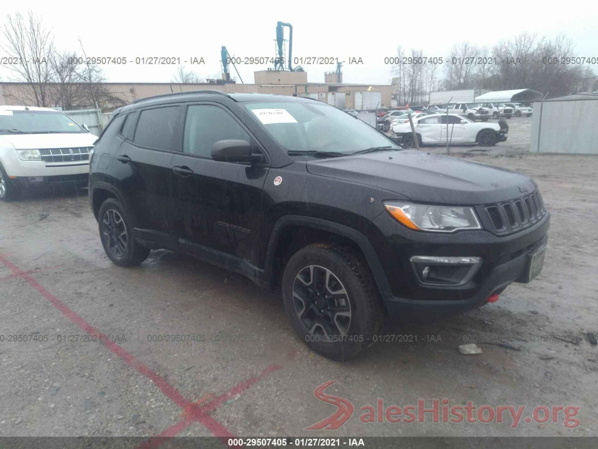 3C4NJDDB9KT671114 2019 JEEP COMPASS