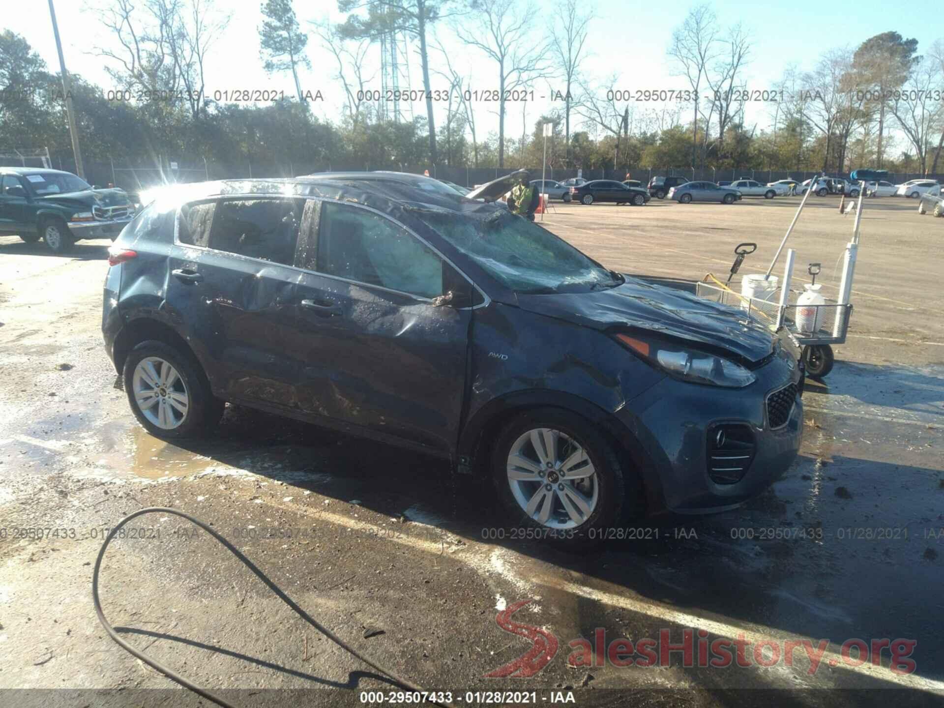 KNDPMCAC7J7395865 2018 KIA SPORTAGE