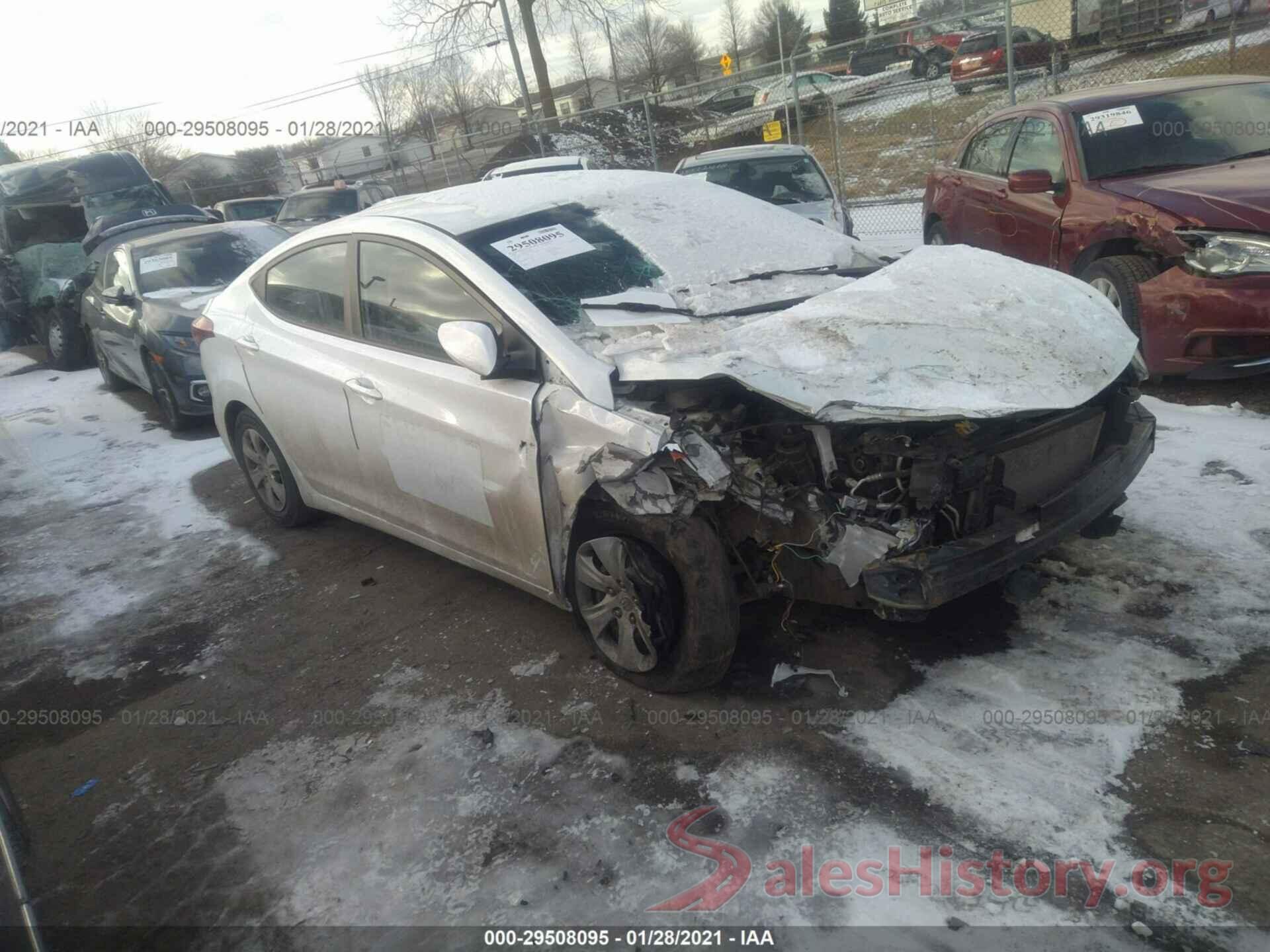 5NPDH4AE6GH704034 2016 HYUNDAI ELANTRA