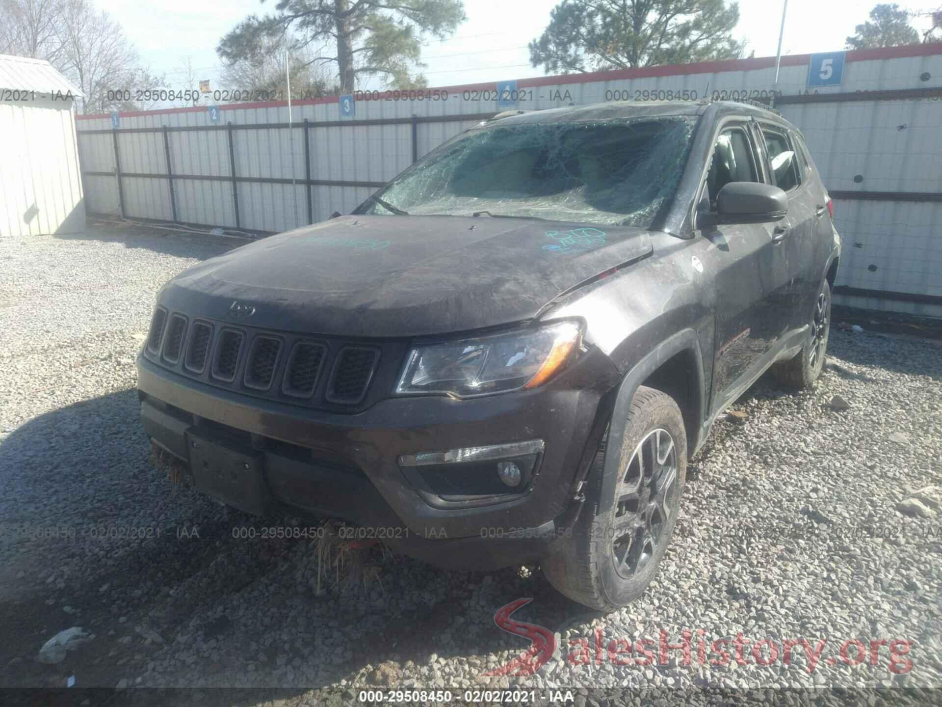 3C4NJDDB2KT722338 2019 JEEP COMPASS