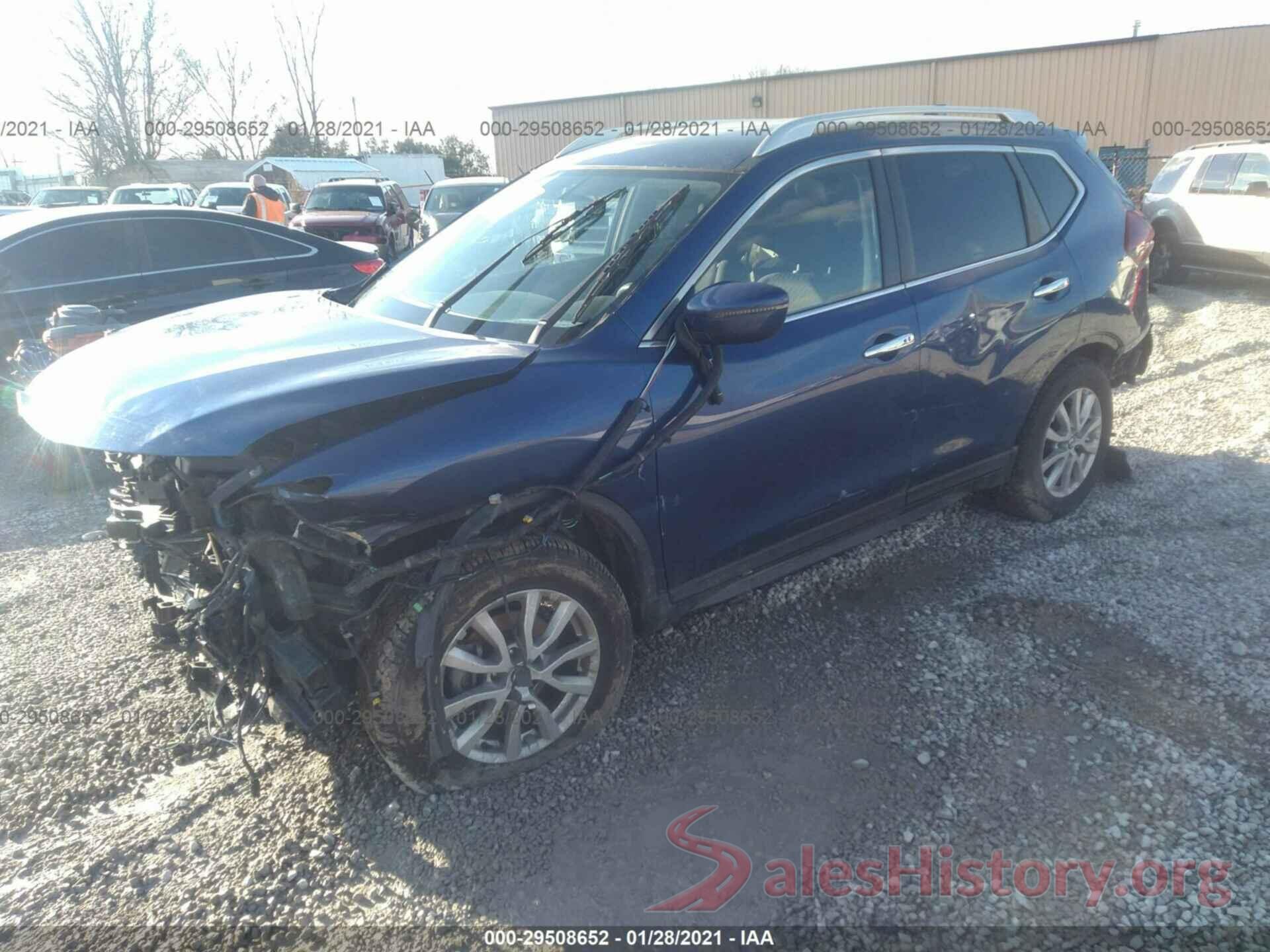 KNMAT2MT4JP526815 2018 NISSAN ROGUE