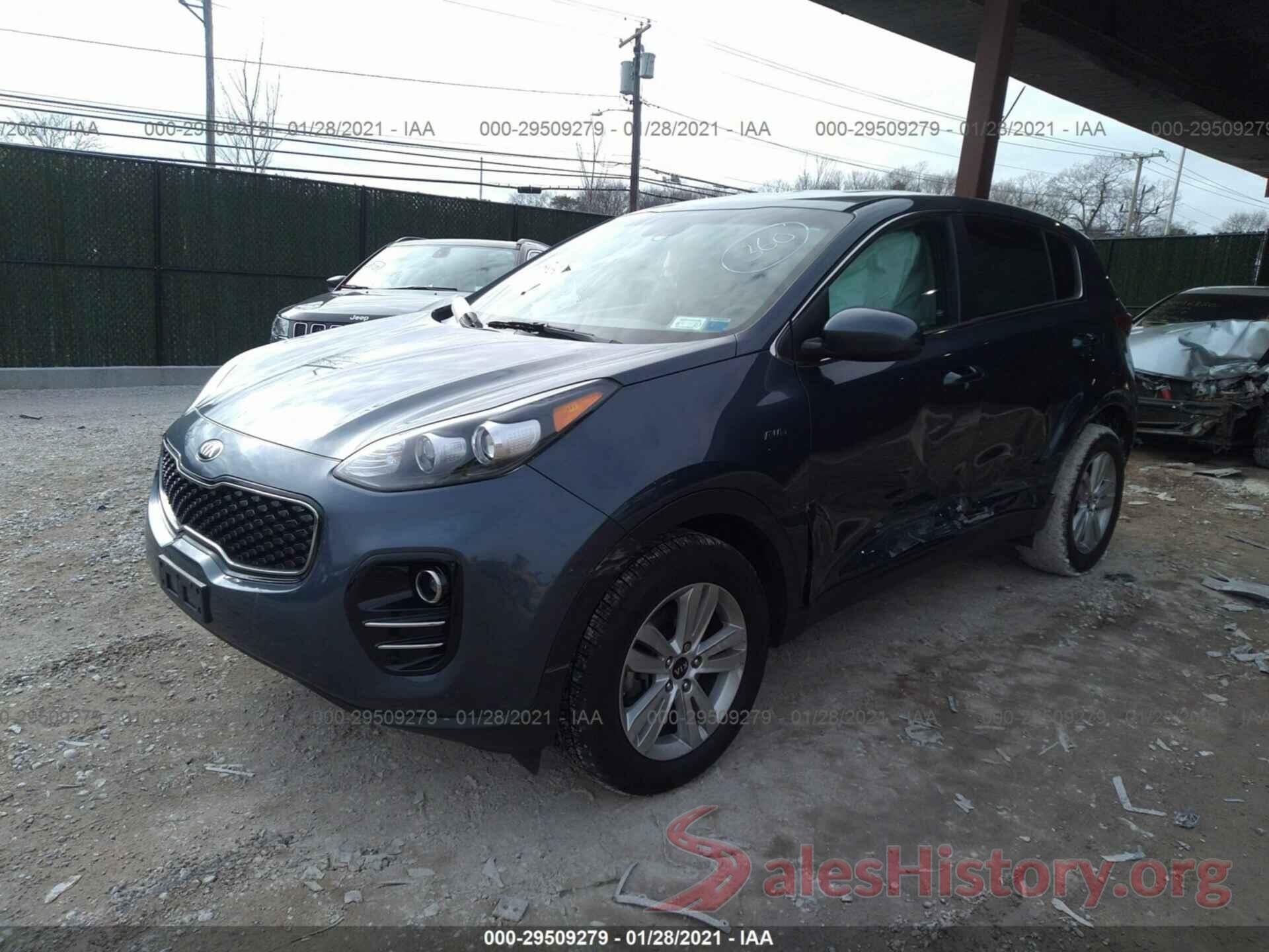 KNDPMCAC8J7389461 2018 KIA SPORTAGE