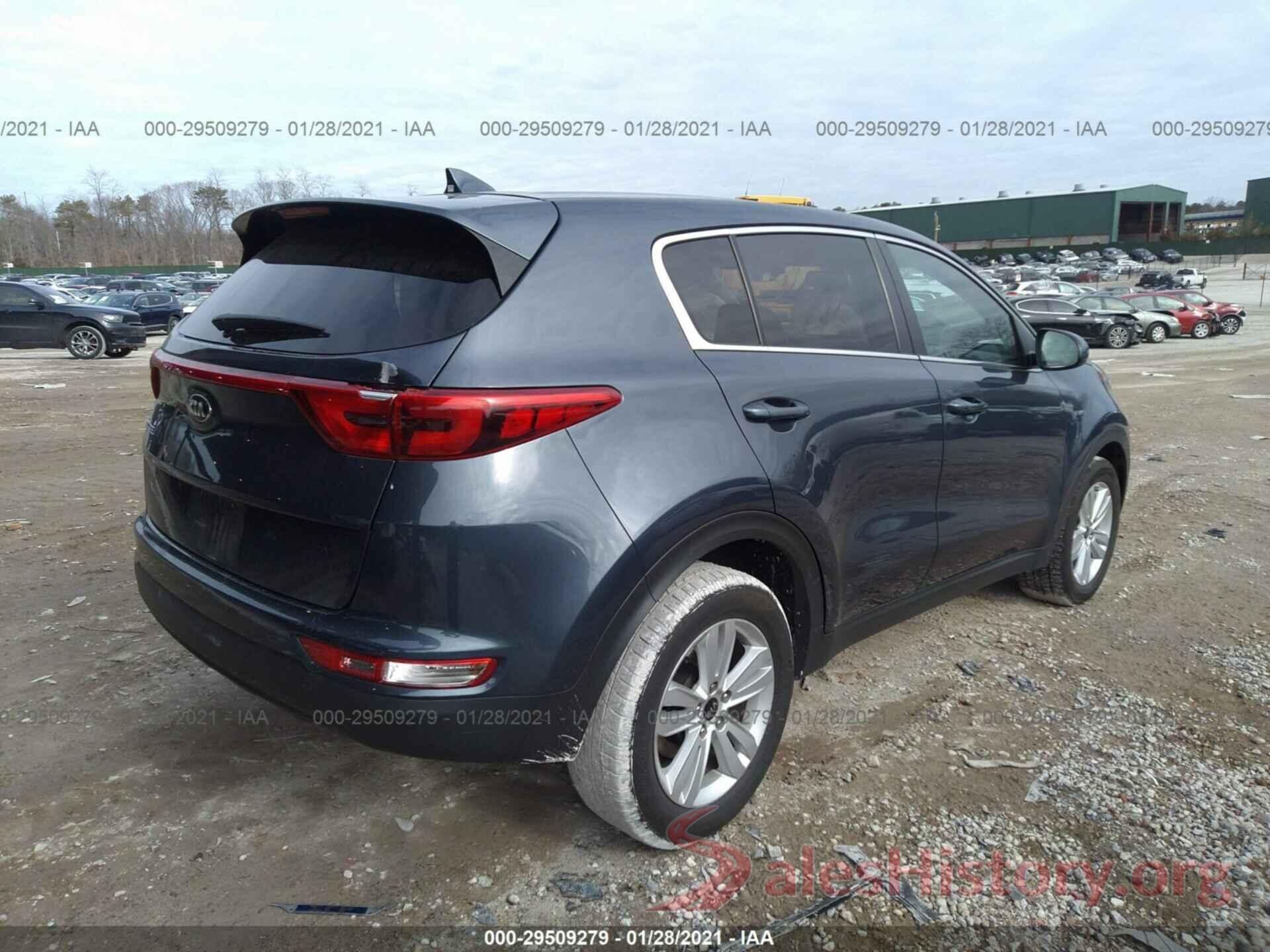 KNDPMCAC8J7389461 2018 KIA SPORTAGE