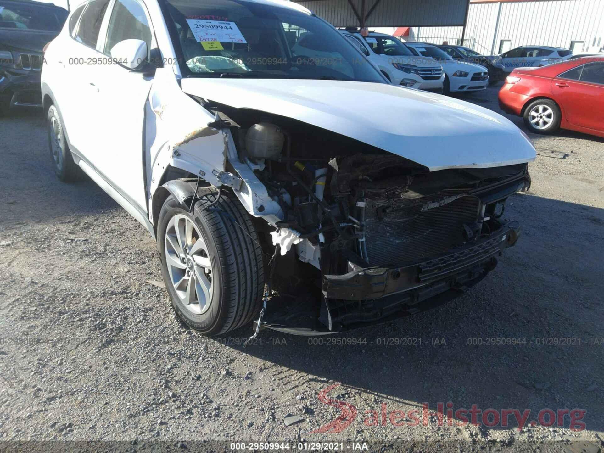 KM8J3CA49JU674393 2018 HYUNDAI TUCSON