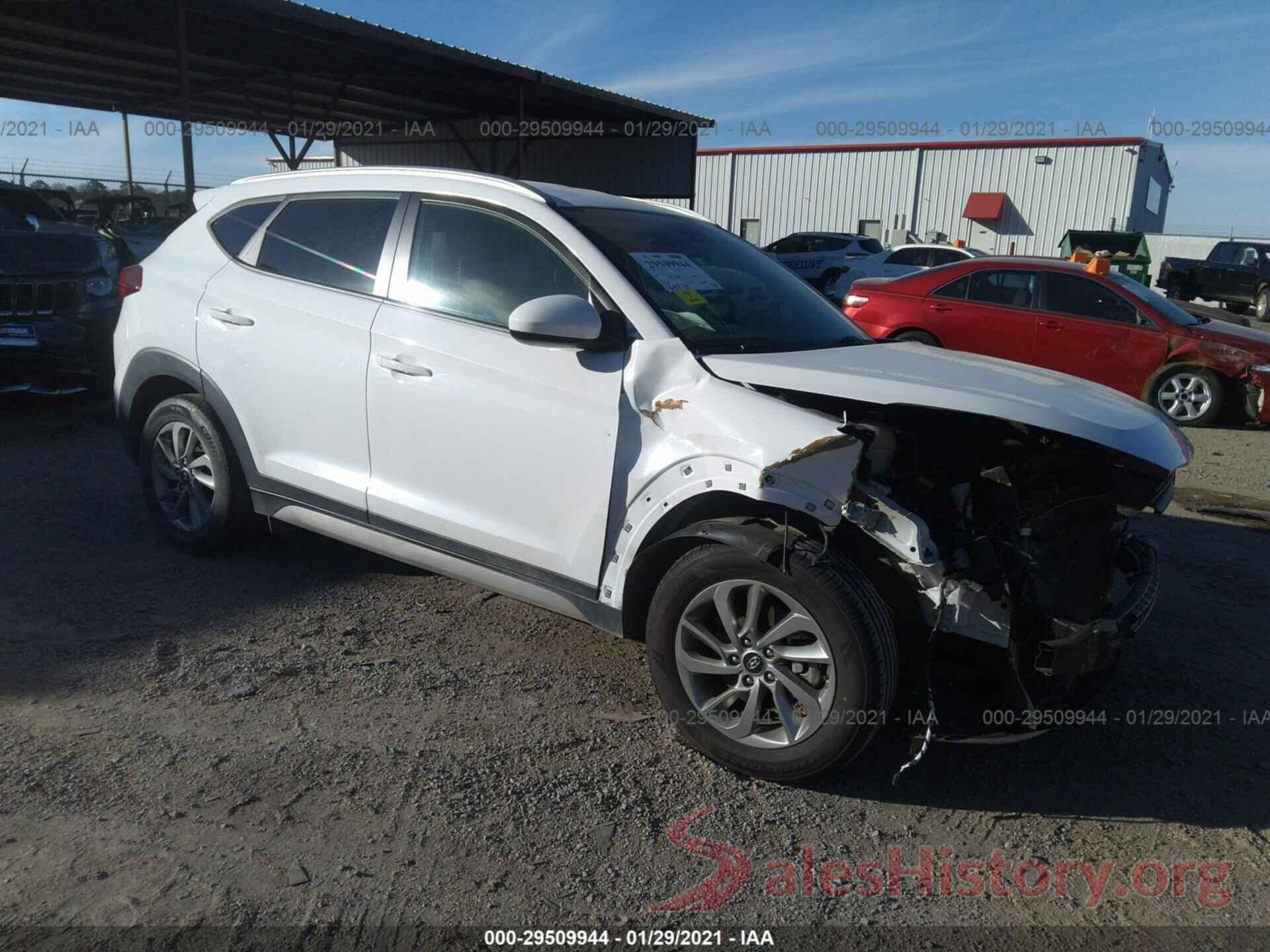 KM8J3CA49JU674393 2018 HYUNDAI TUCSON