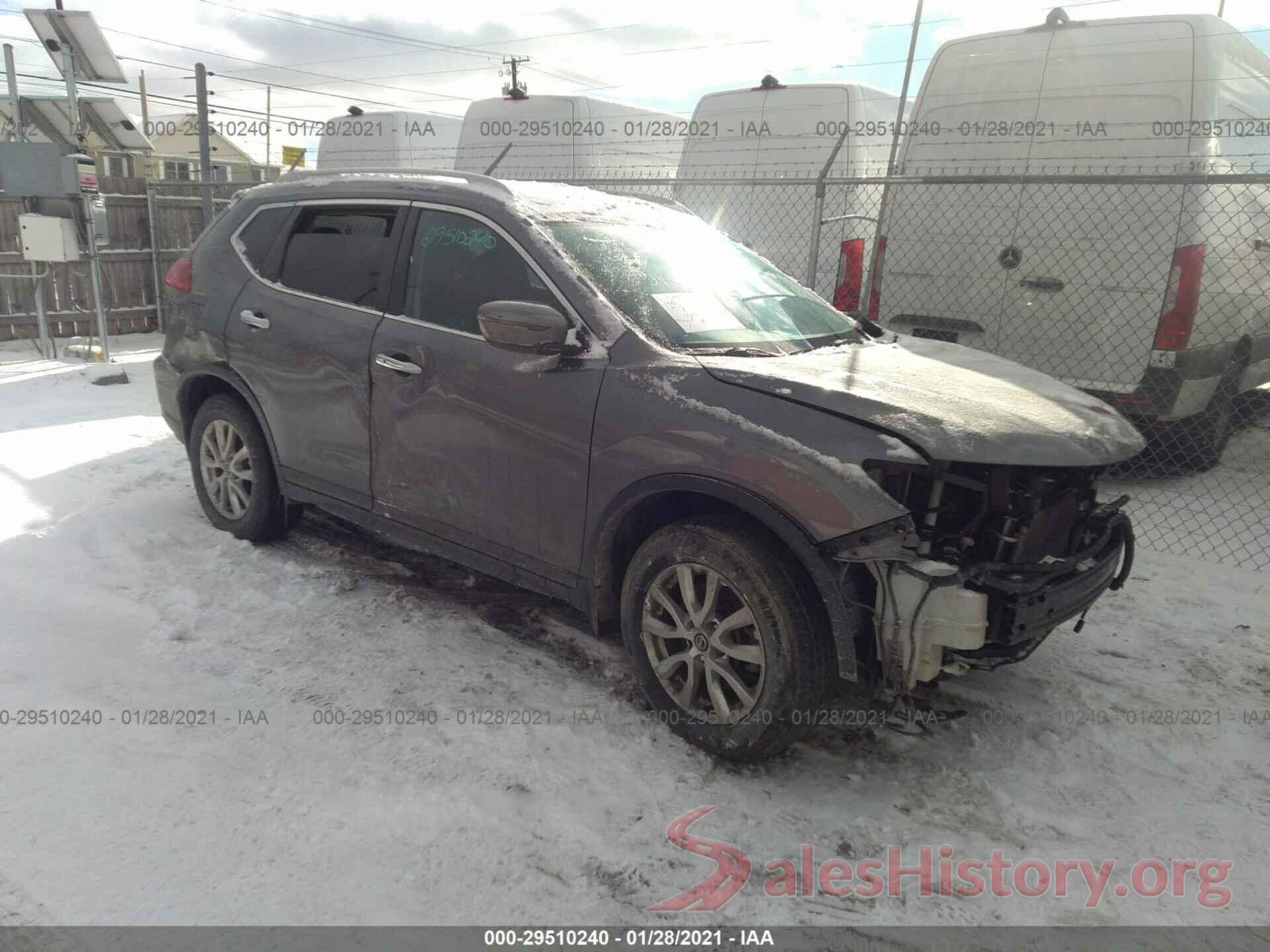 5N1AT2MM2HC738019 2017 NISSAN ROGUE