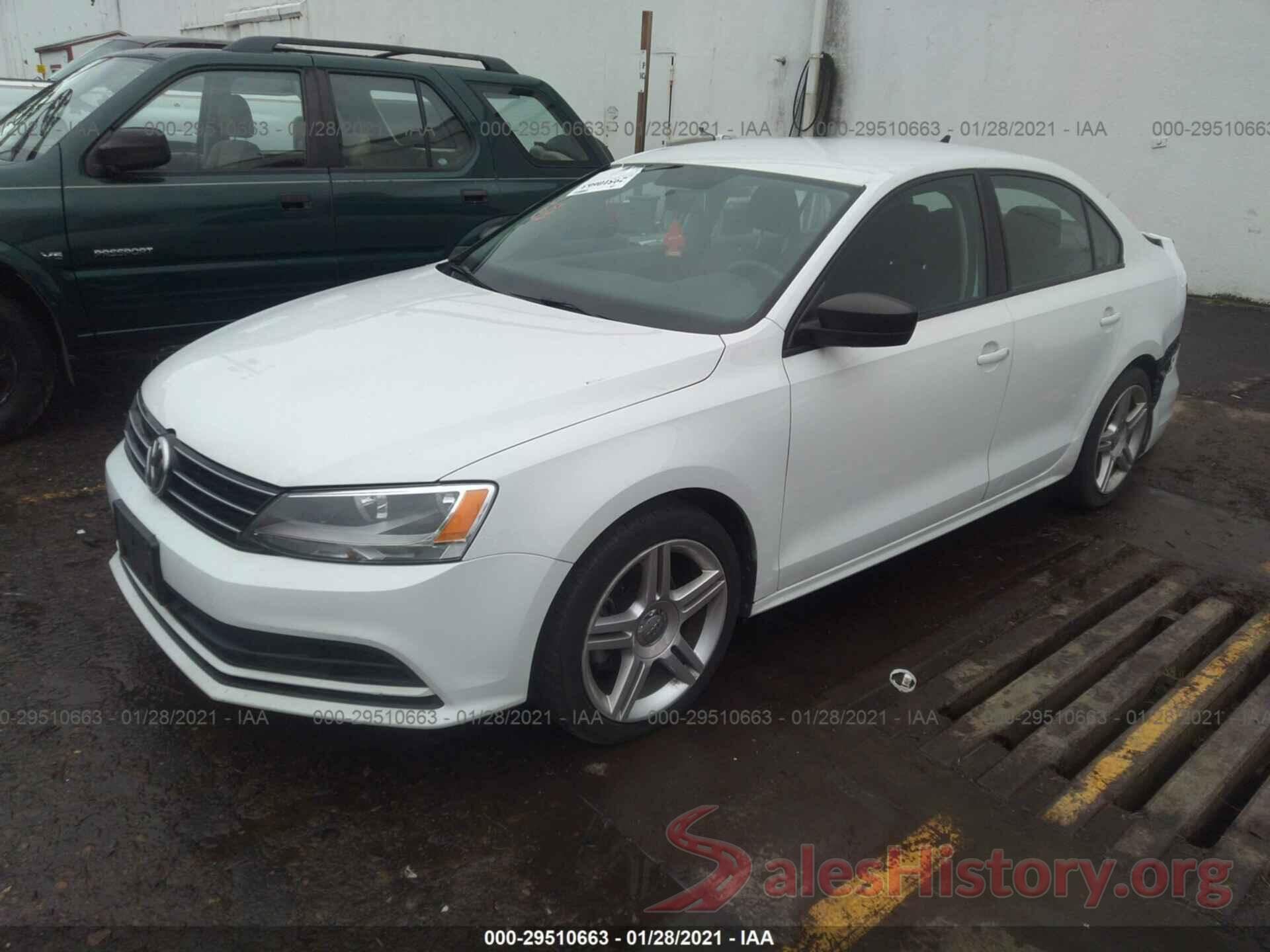 3VW167AJ0GM397703 2016 VOLKSWAGEN JETTA SEDAN