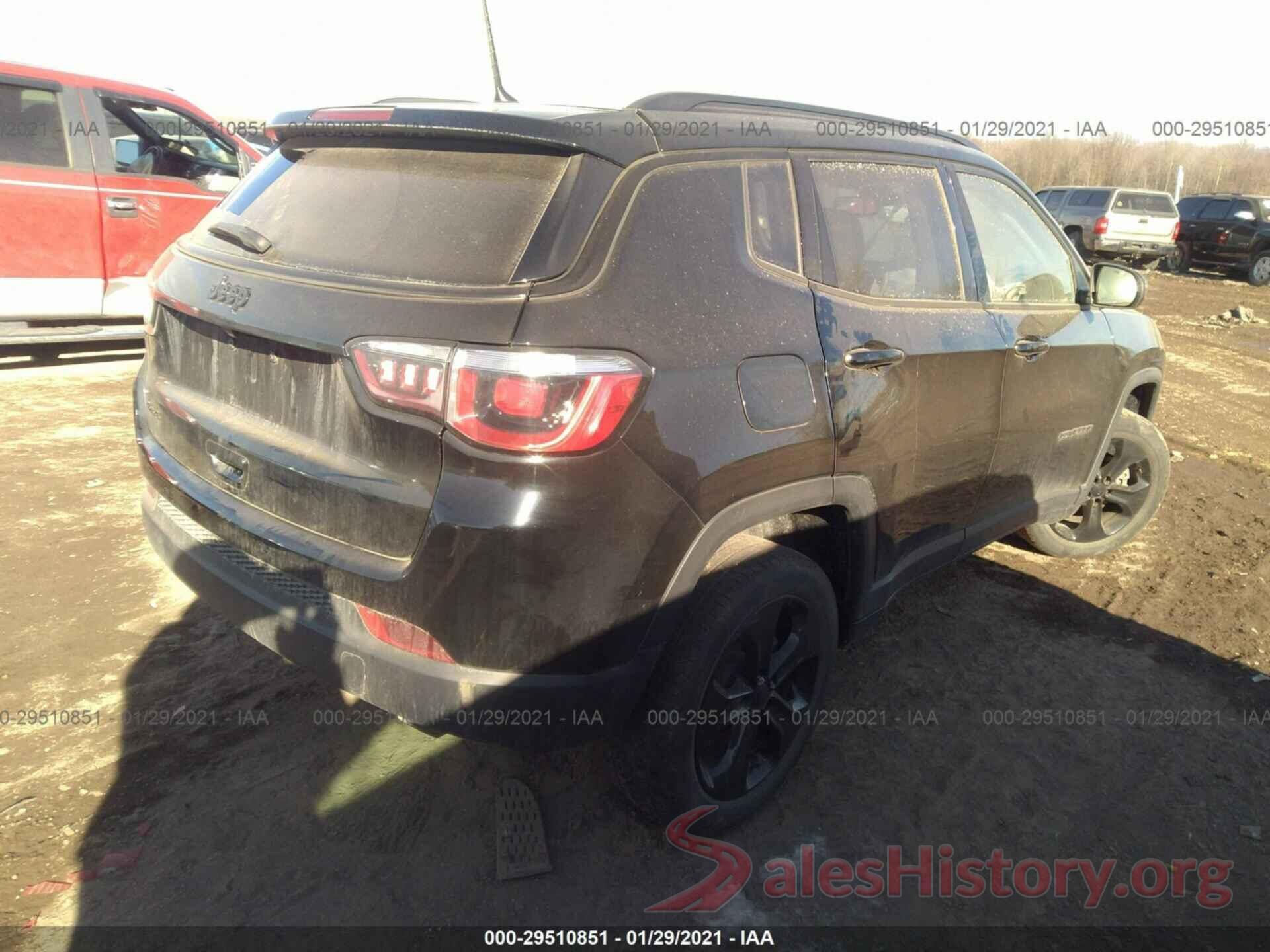 3C4NJDBB4JT320516 2018 JEEP COMPASS