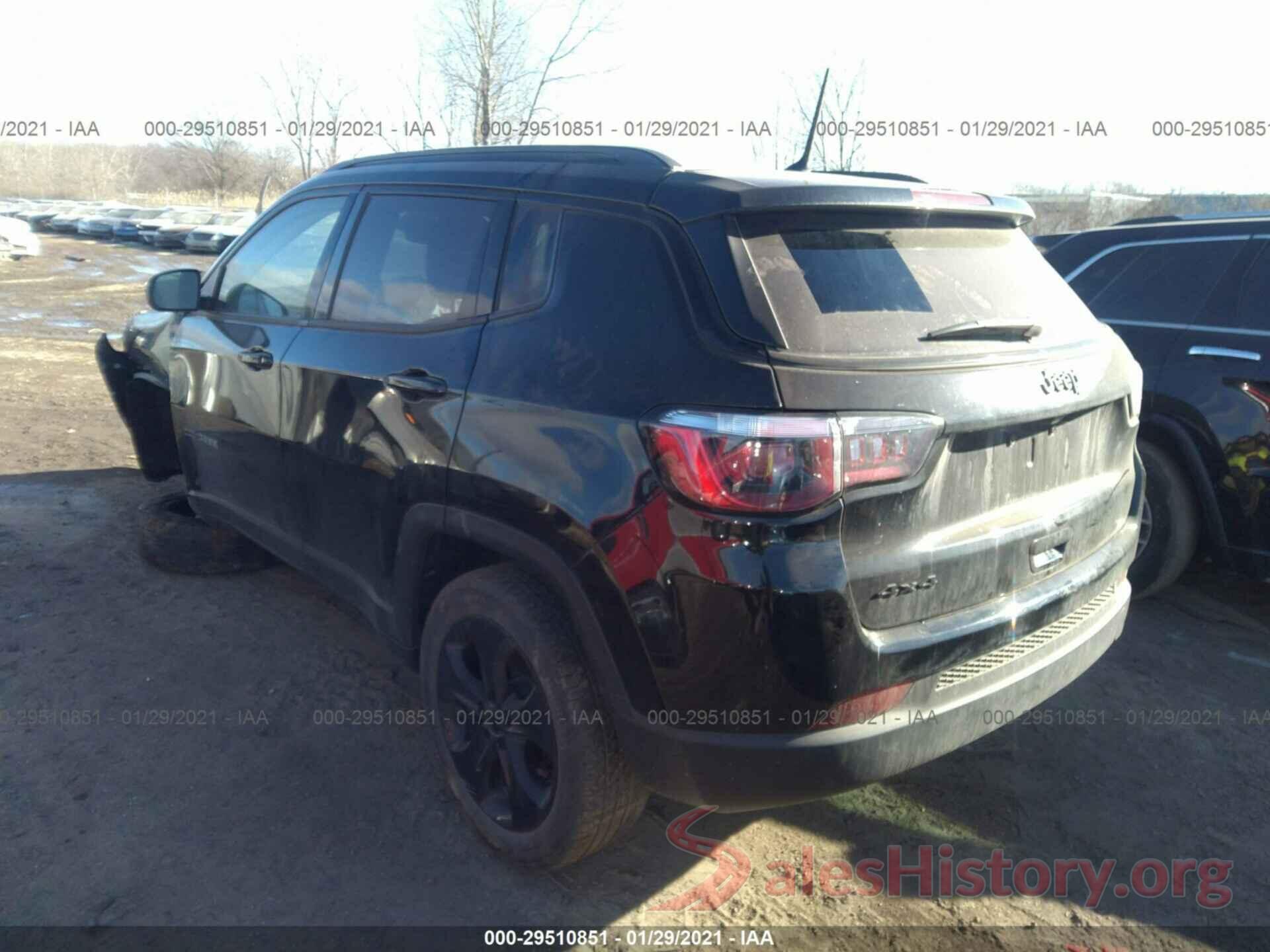 3C4NJDBB4JT320516 2018 JEEP COMPASS