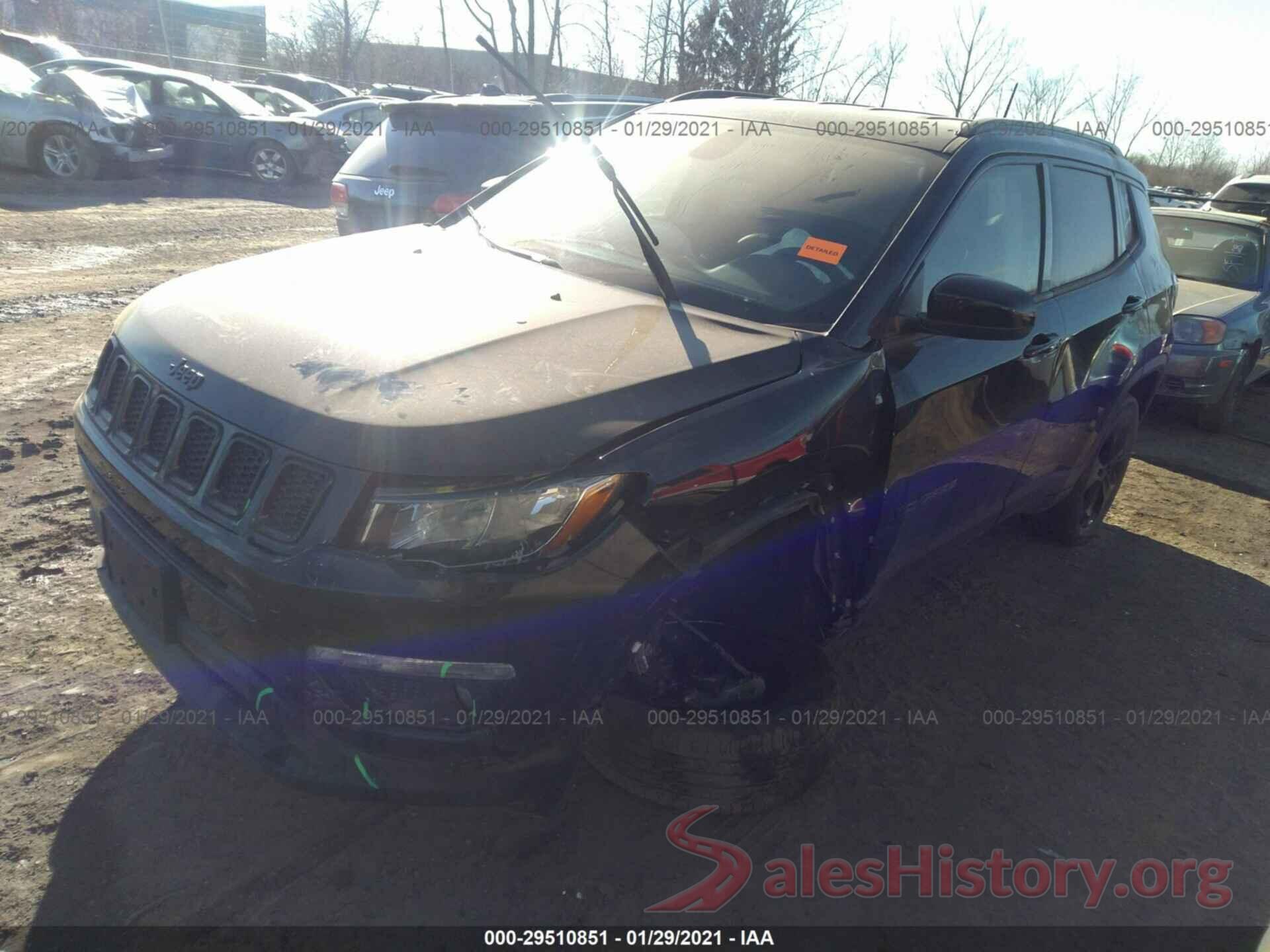 3C4NJDBB4JT320516 2018 JEEP COMPASS