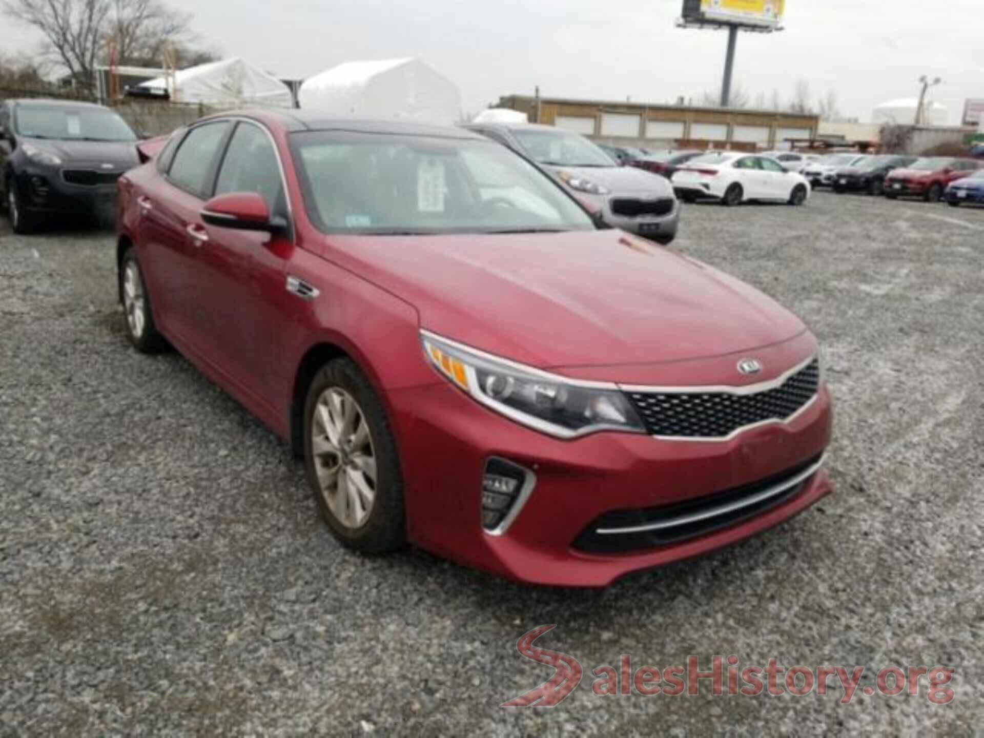 5XXGT4L32JG241352 2018 KIA OPTIMA