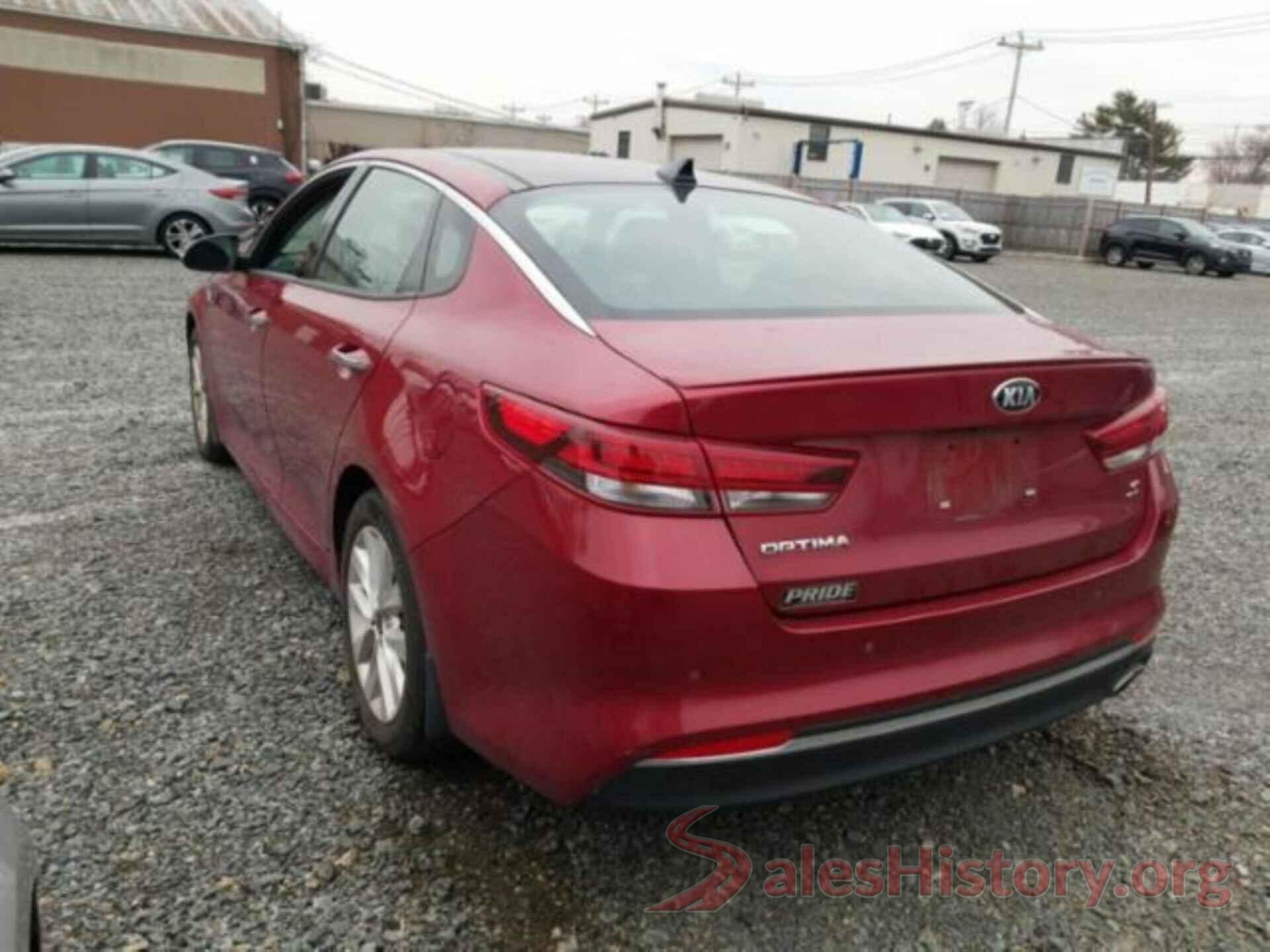 5XXGT4L32JG241352 2018 KIA OPTIMA