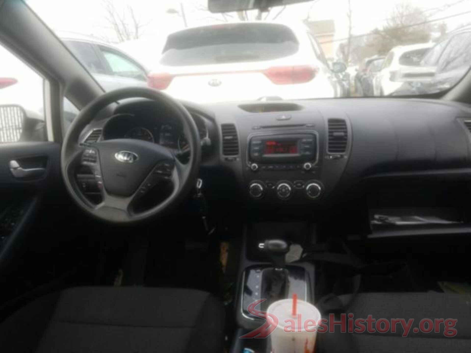 3KPFK4A75JE230911 2018 KIA FORTE