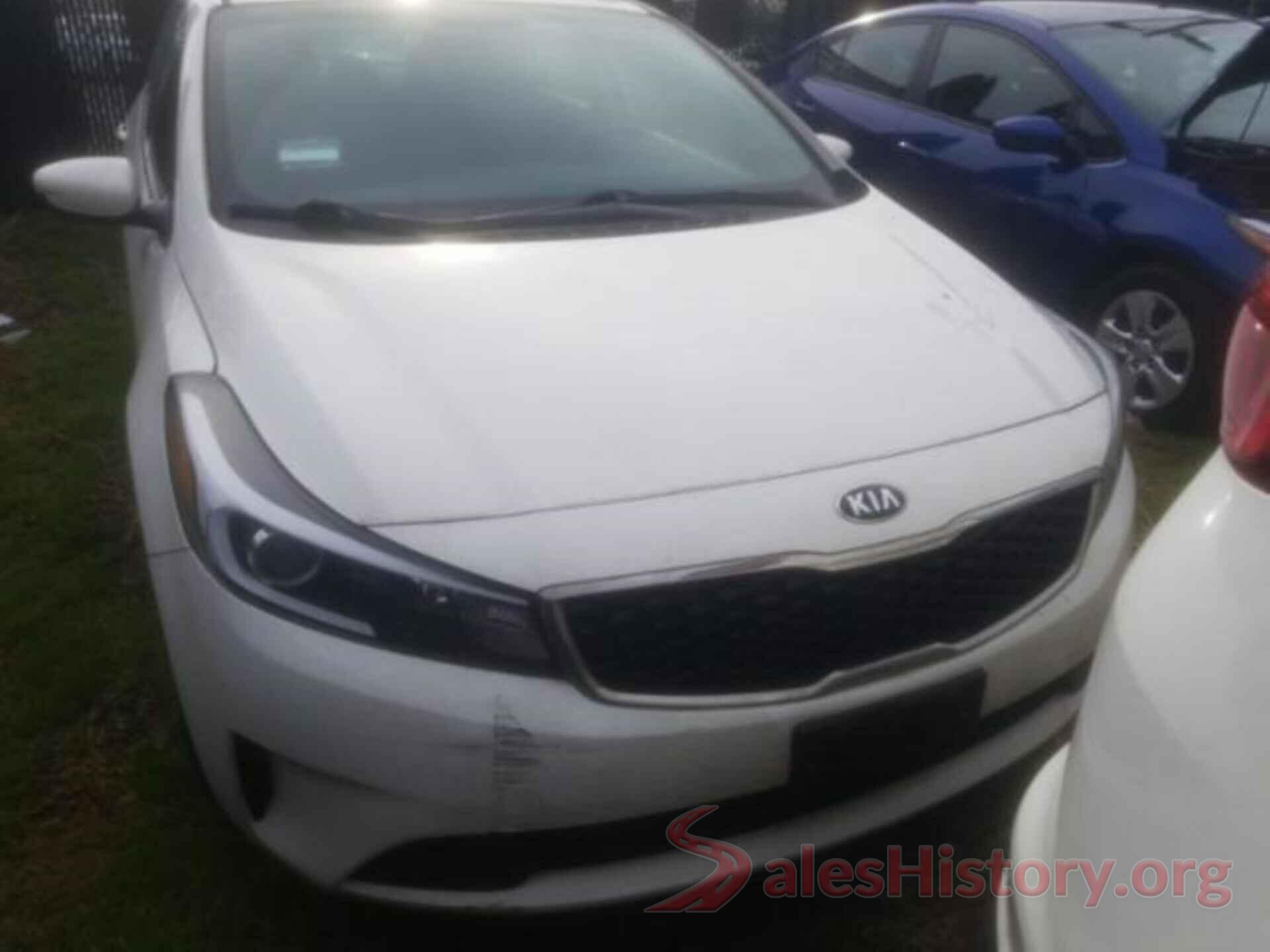 3KPFK4A75JE230911 2018 KIA FORTE