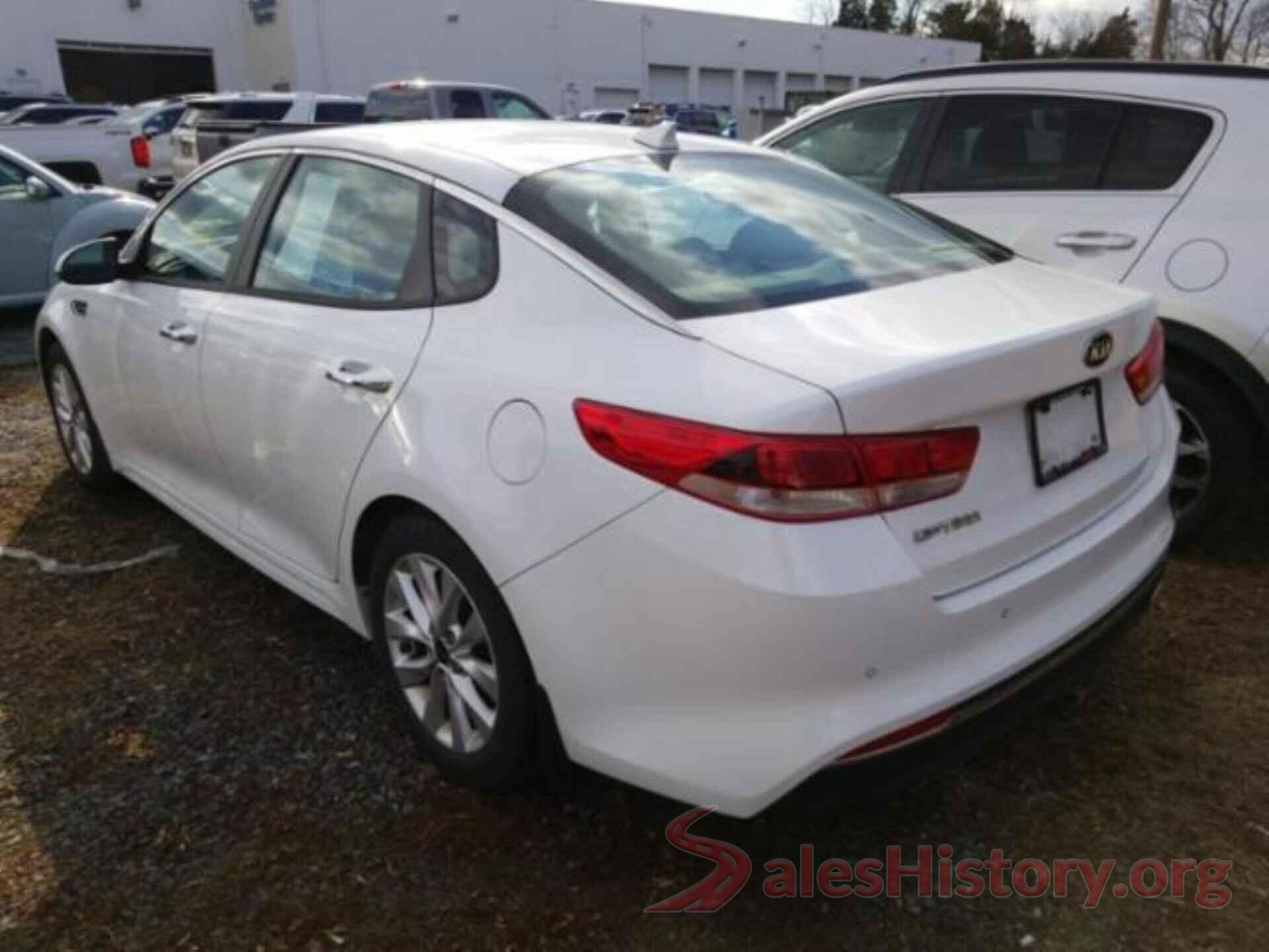 5XXGT4L34JG268164 2018 KIA OPTIMA