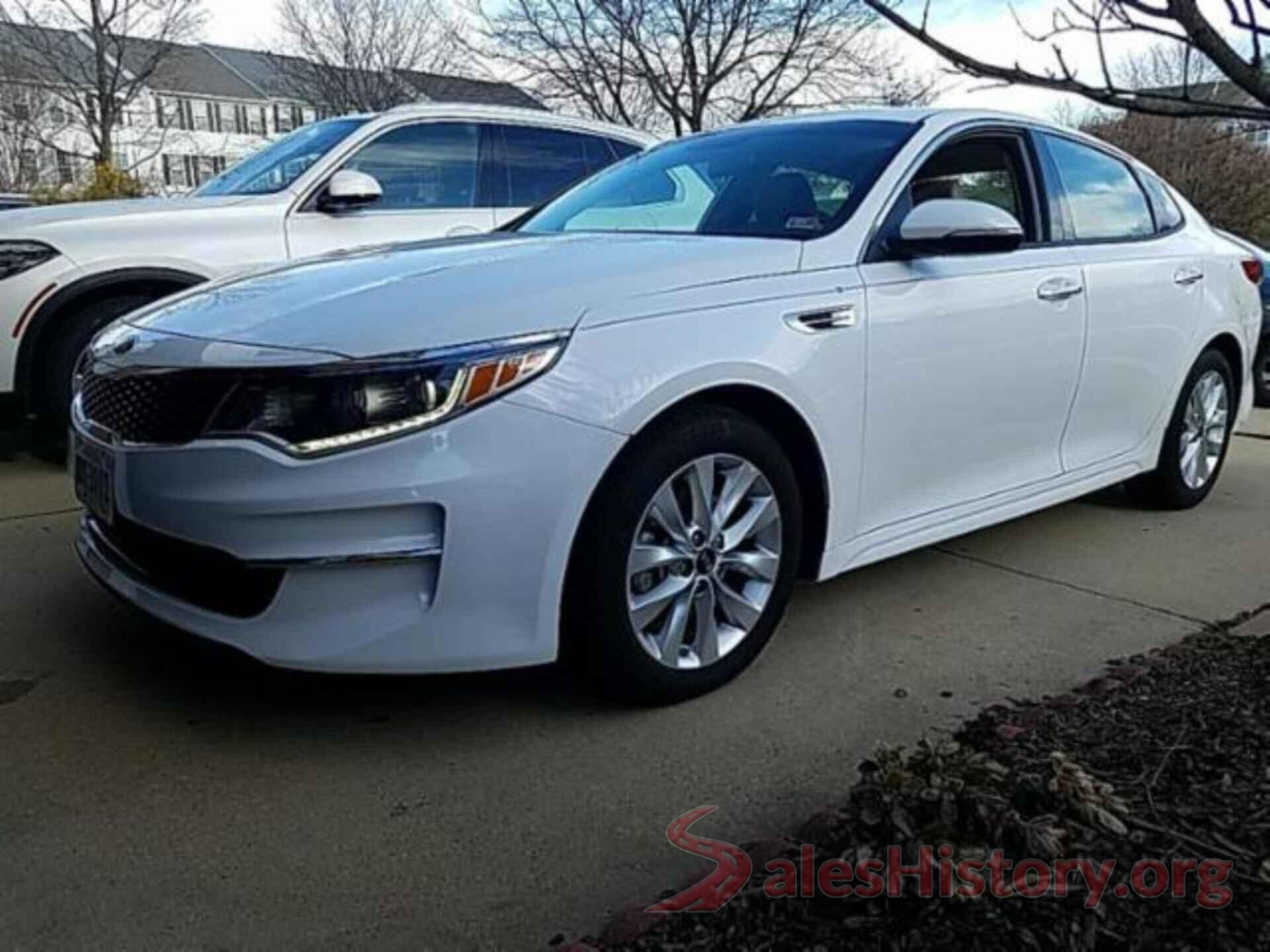 5XXGU4L37JG248276 2018 KIA OPTIMA