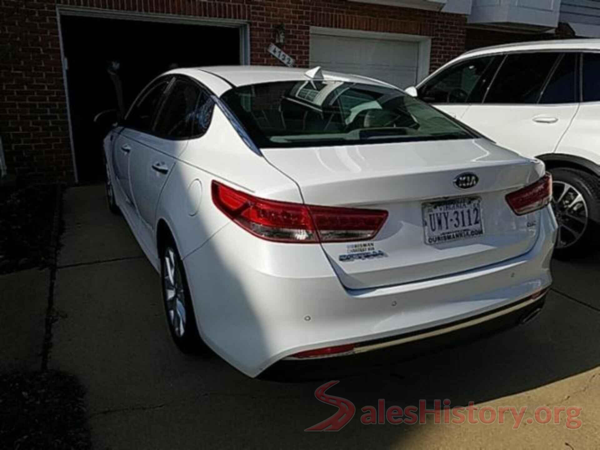 5XXGU4L37JG248276 2018 KIA OPTIMA