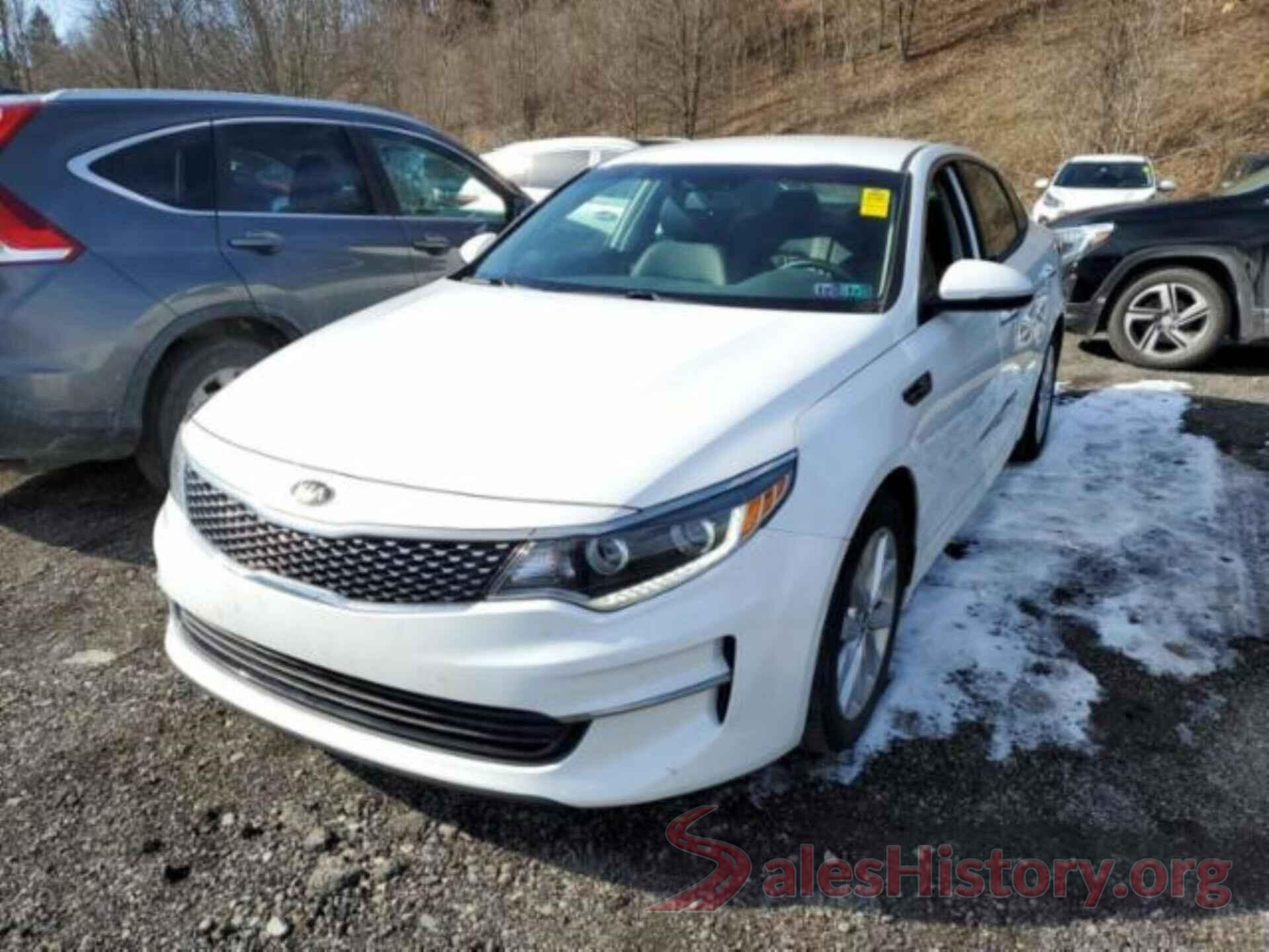 5XXGU4L35HG175726 2017 KIA OPTIMA