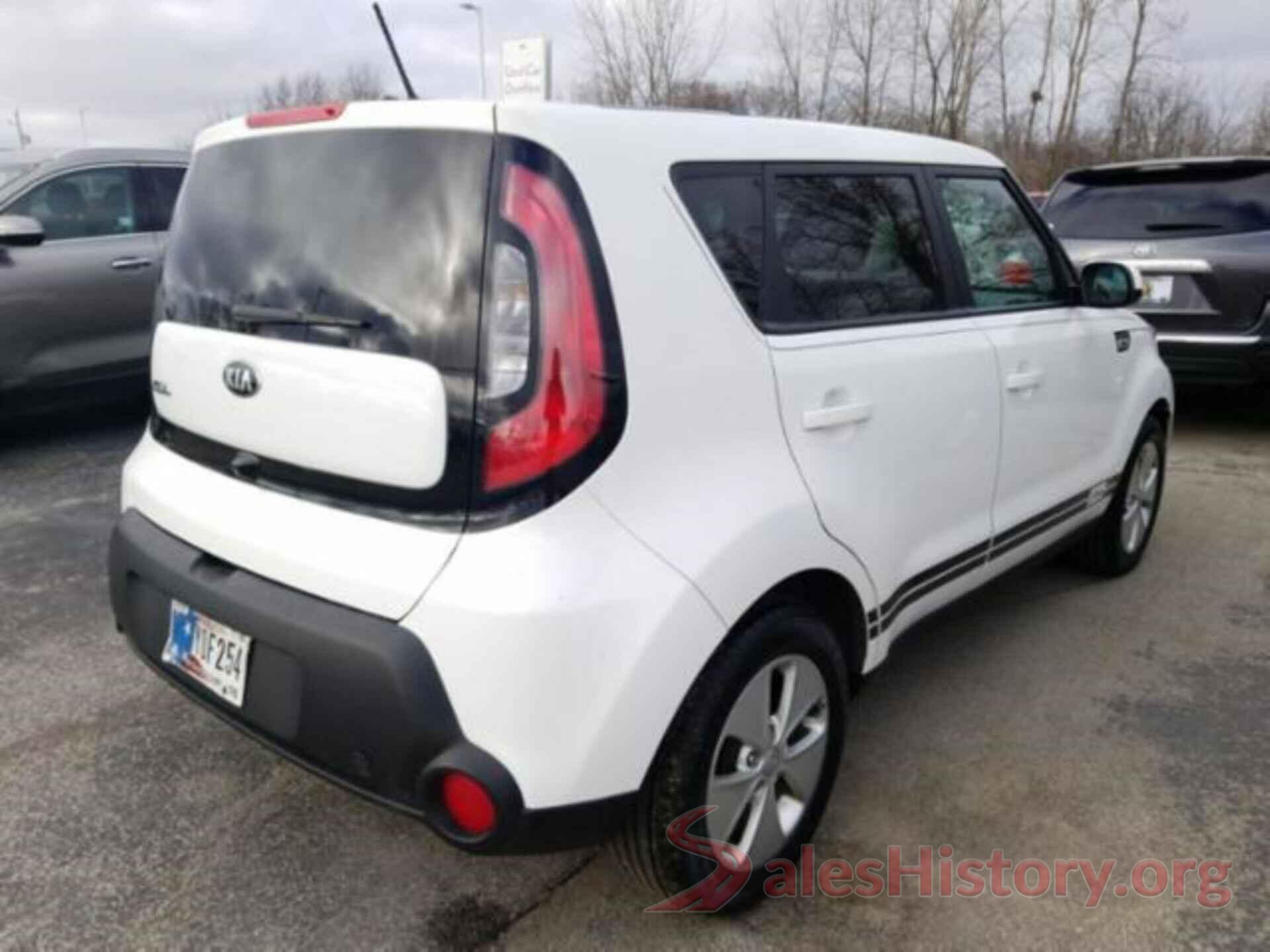 KNDJN2A28G7404005 2016 KIA SOUL