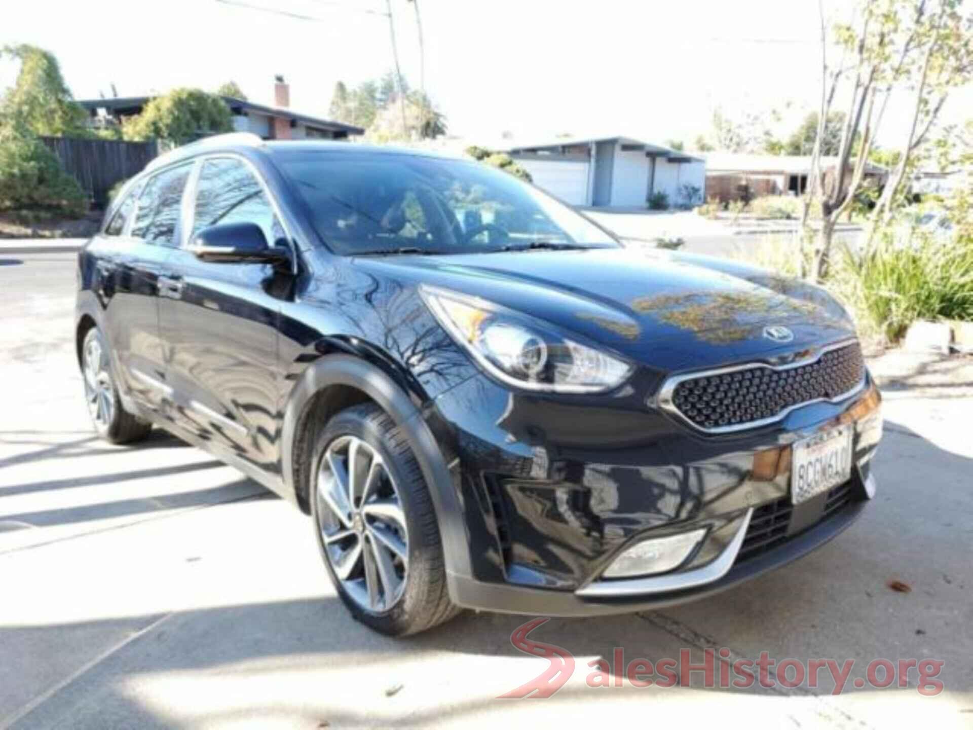 KNDCE3LC4J5128316 2018 KIA NIRO