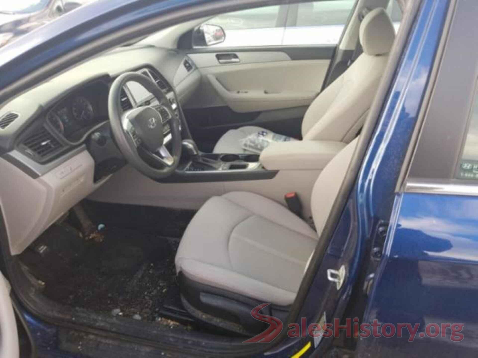 5NPE24AF8JH695472 2018 HYUNDAI SONATA