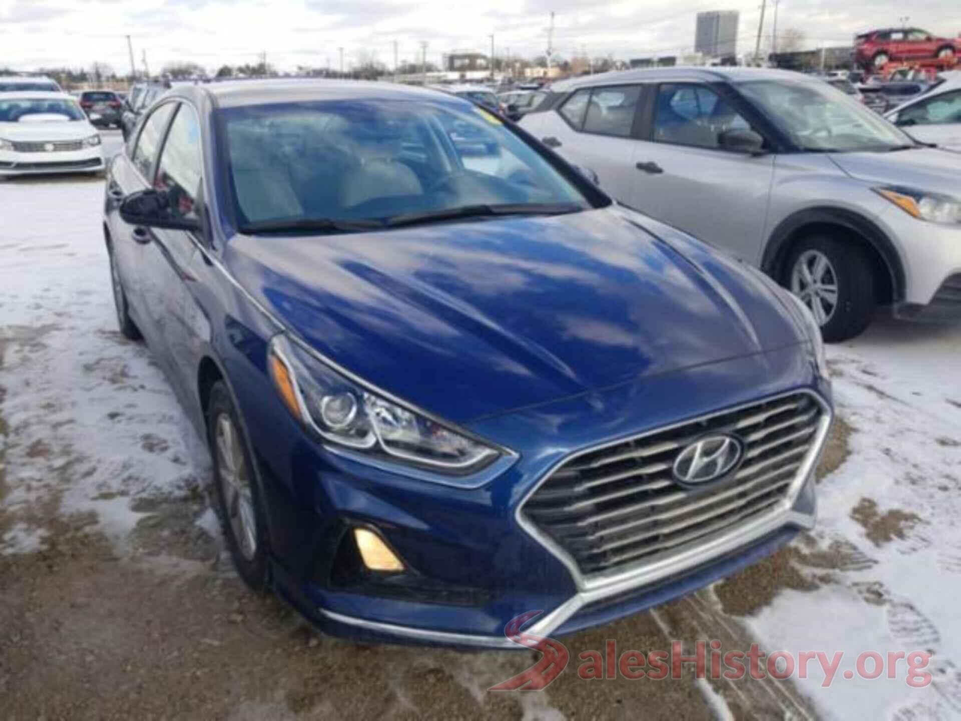 5NPE24AF8JH695472 2018 HYUNDAI SONATA