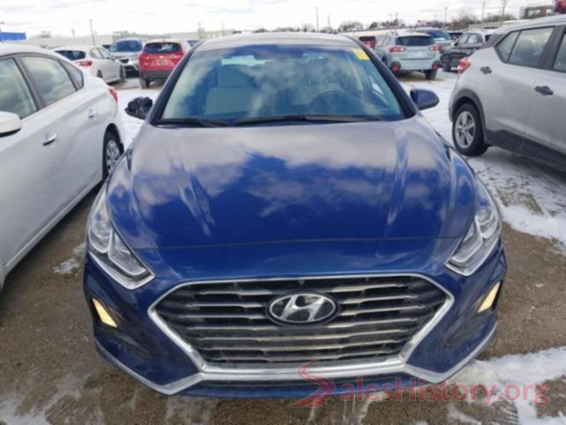 5NPE24AF8JH695472 2018 HYUNDAI SONATA