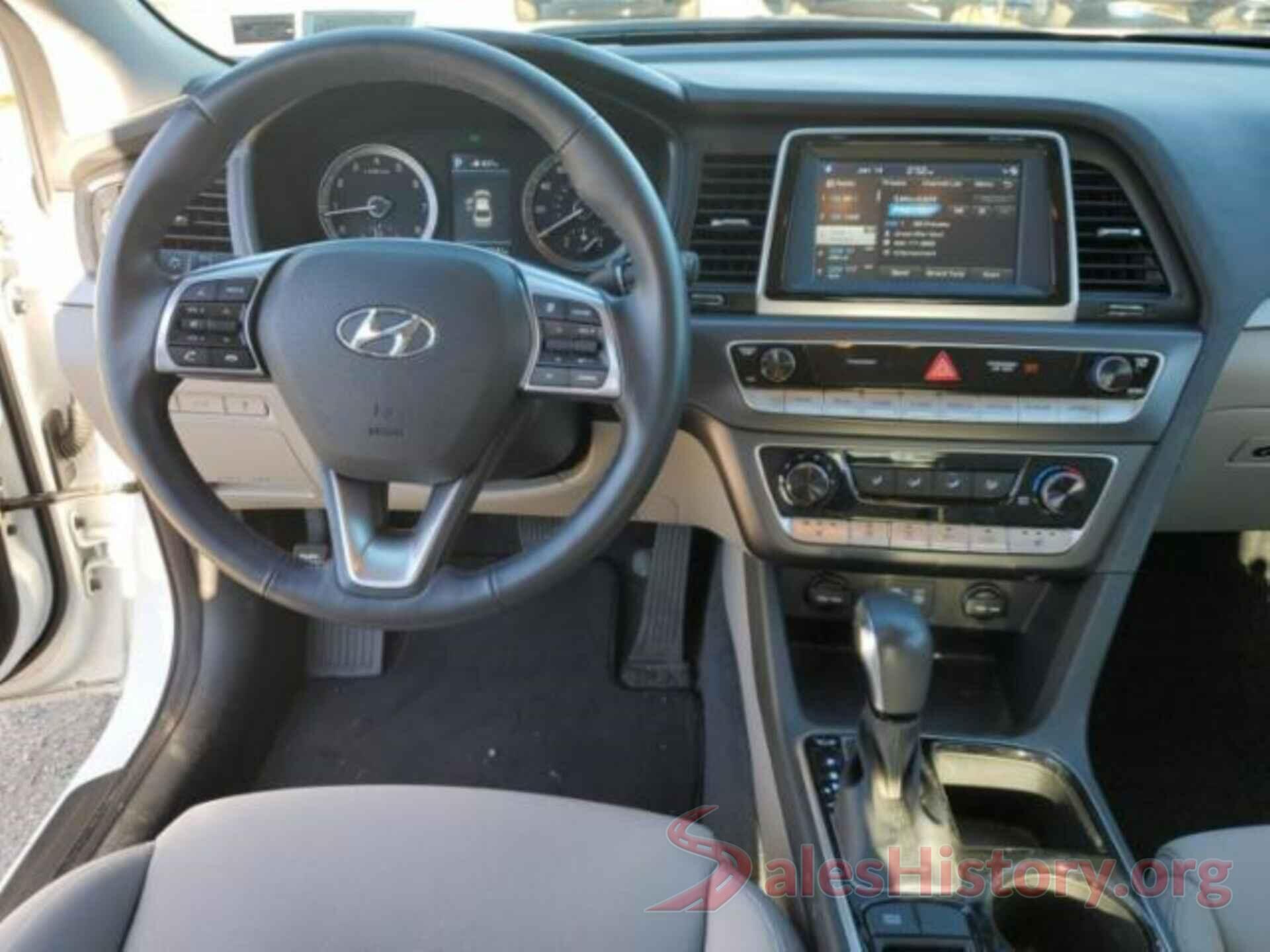 5NPE34AF4JH660733 2018 HYUNDAI SONATA