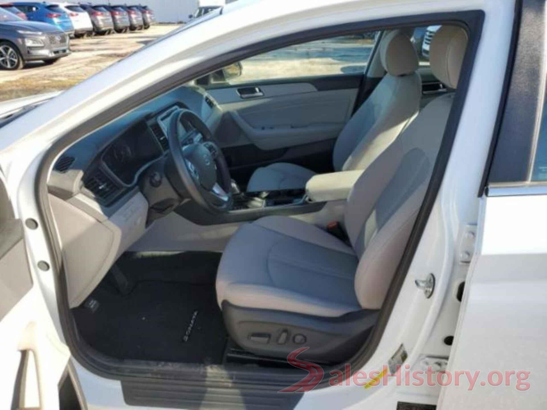 5NPE34AF4JH660733 2018 HYUNDAI SONATA