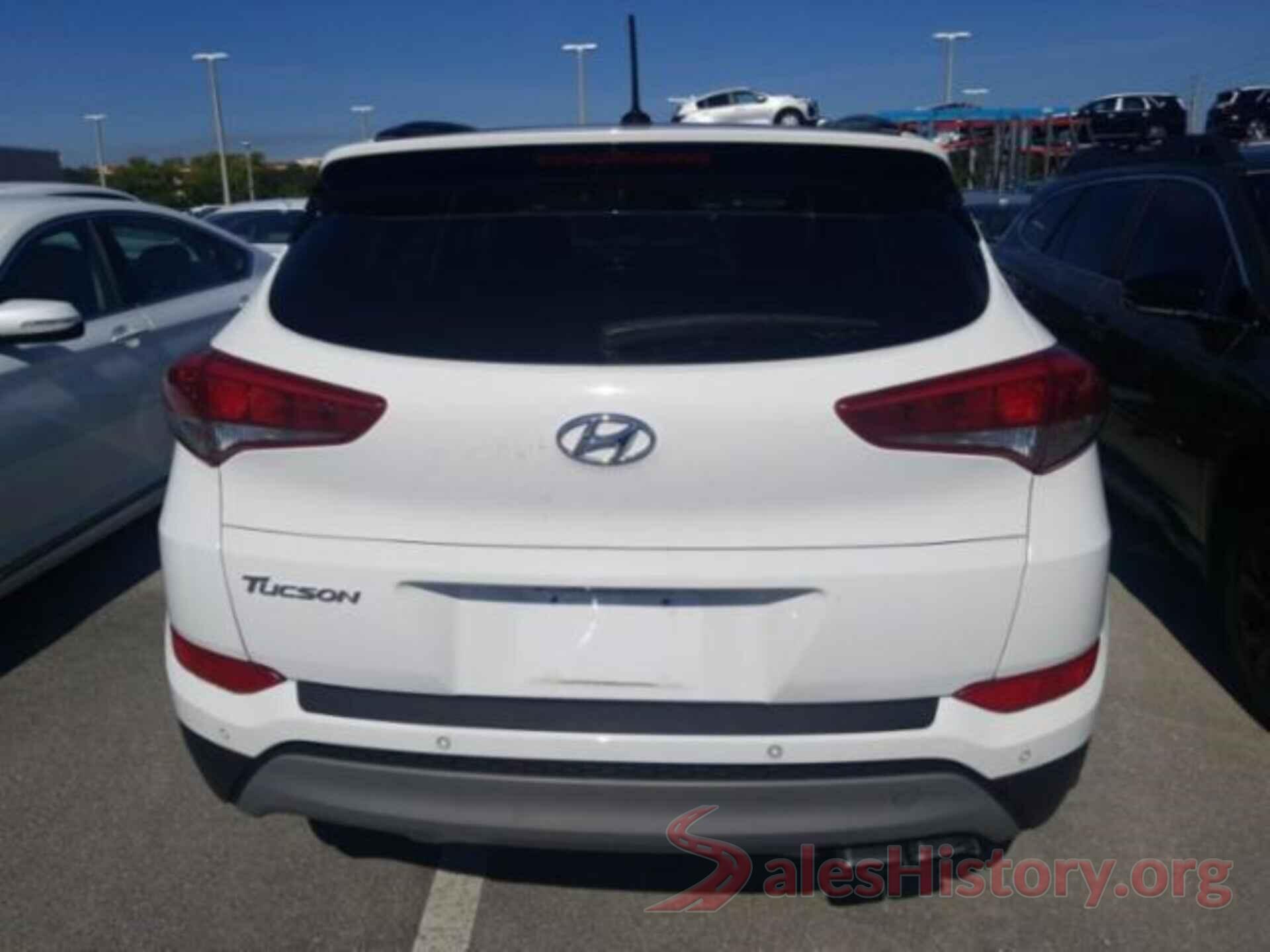 KM8J33A27HU559946 2017 HYUNDAI TUCSON