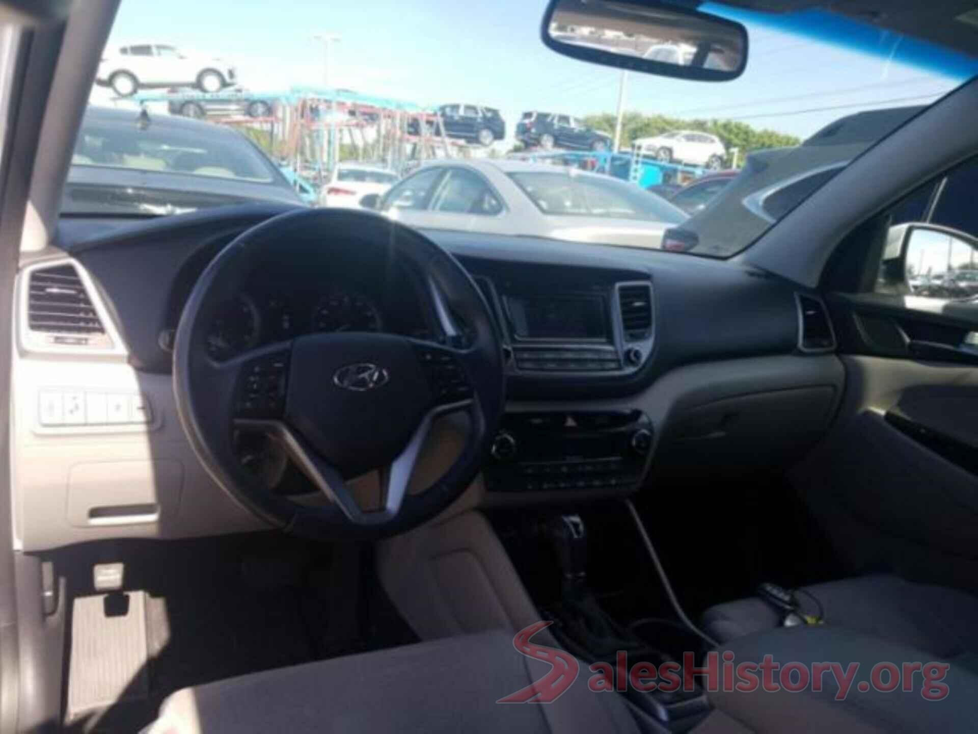 KM8J33A27HU559946 2017 HYUNDAI TUCSON