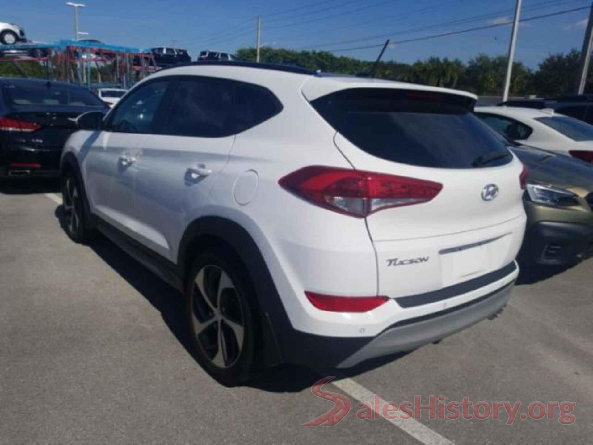 KM8J33A27HU559946 2017 HYUNDAI TUCSON