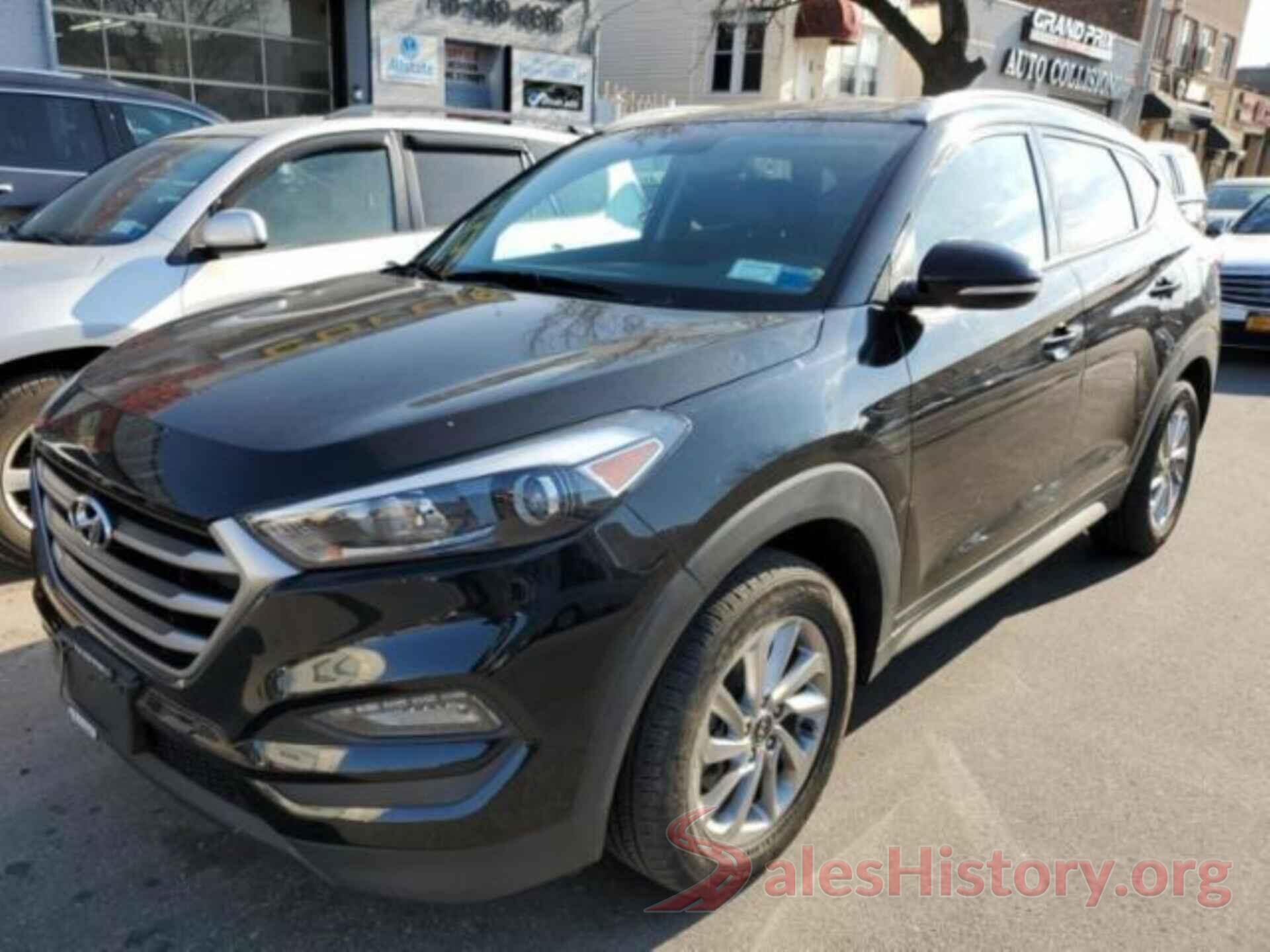 KM8J3CA46HU471245 2017 HYUNDAI TUCSON