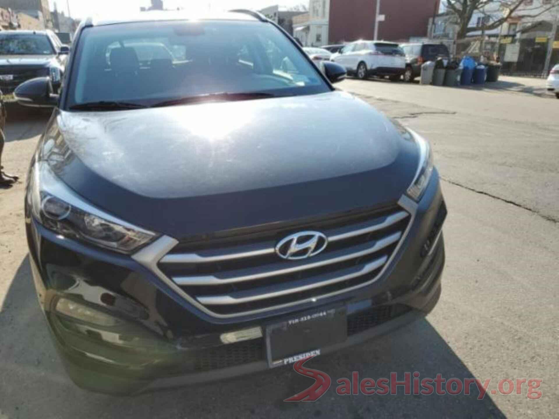 KM8J3CA46HU471245 2017 HYUNDAI TUCSON