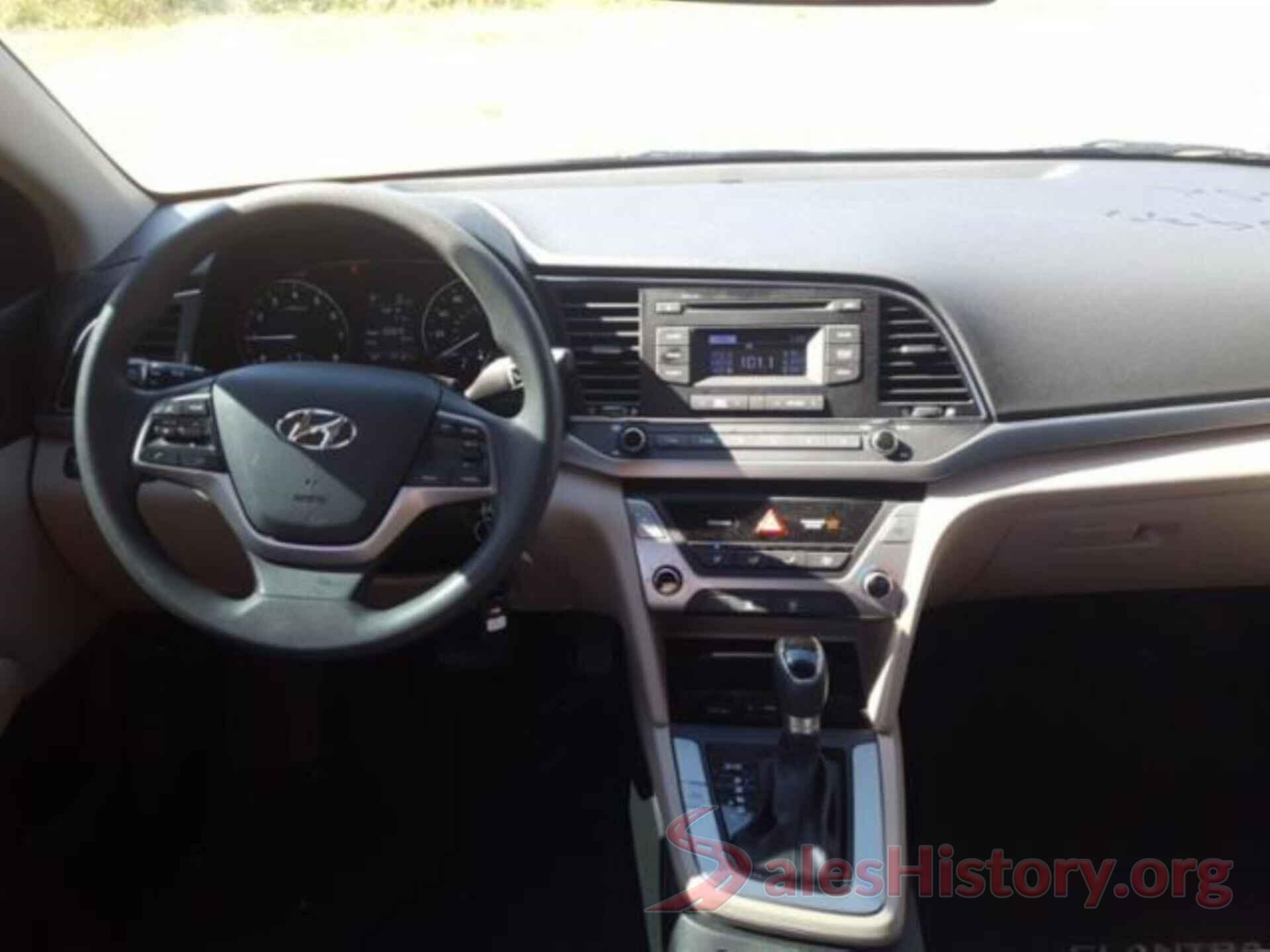 5NPD74LF1JH308433 2018 HYUNDAI ELANTRA