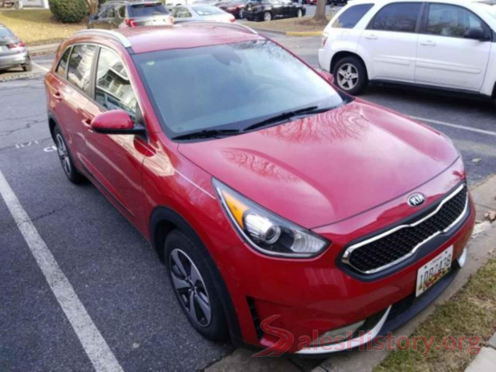 KNDCB3LCXJ5124991 2018 KIA NIRO