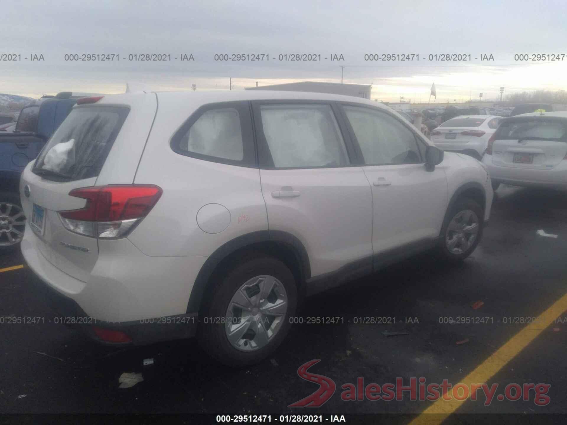 JF2SKAAC1MH405875 2021 SUBARU FORESTER