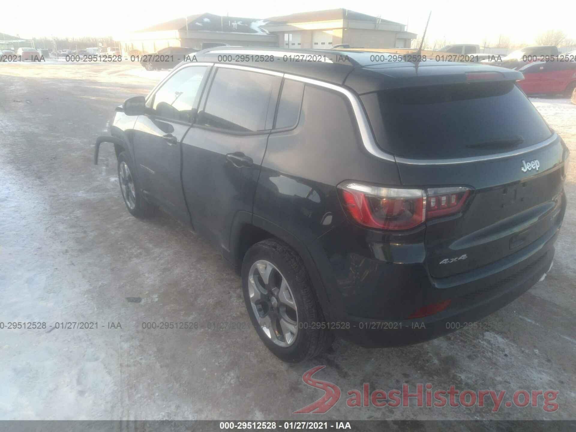 3C4NJDCB2JT437266 2018 JEEP COMPASS