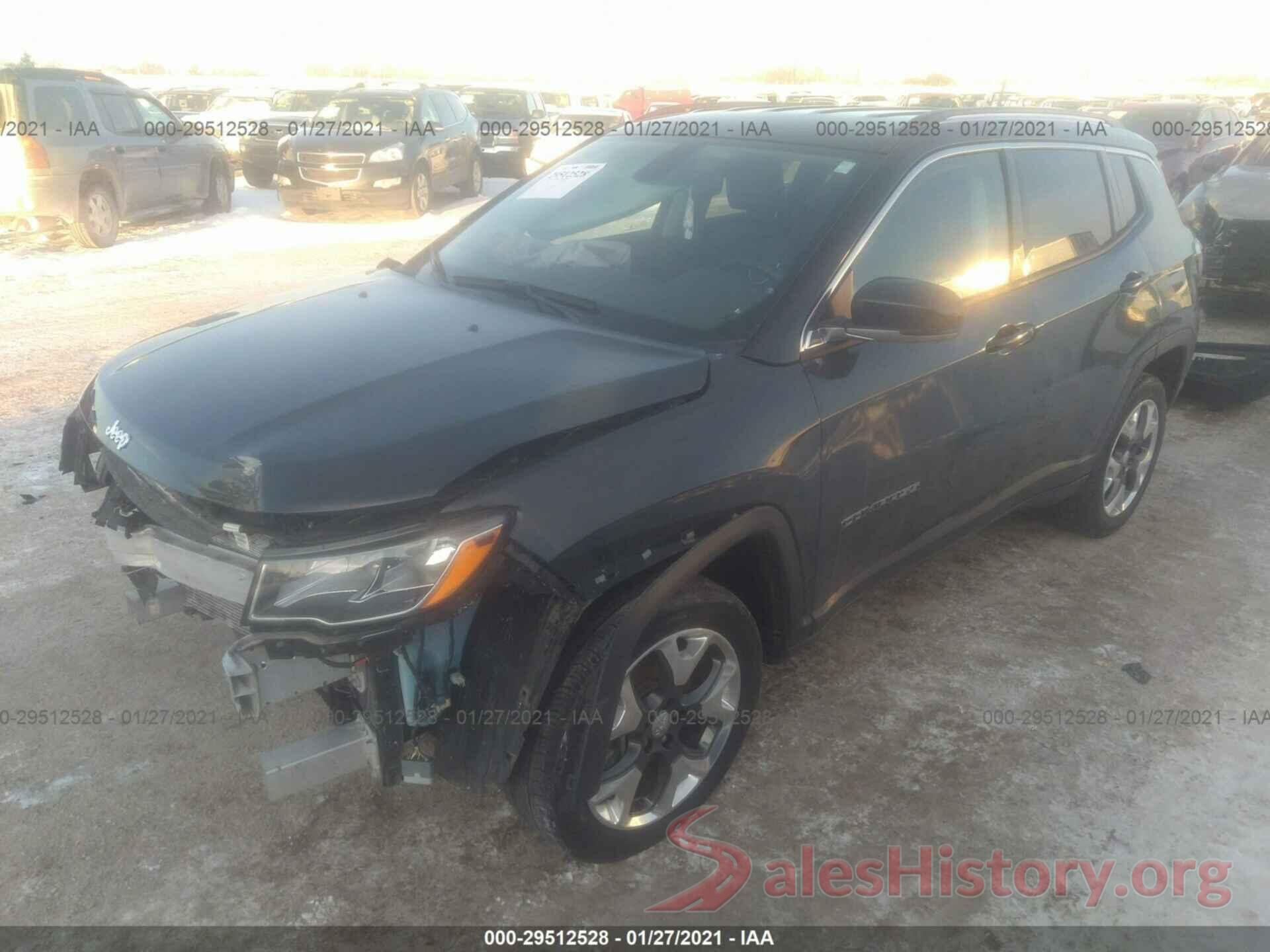 3C4NJDCB2JT437266 2018 JEEP COMPASS