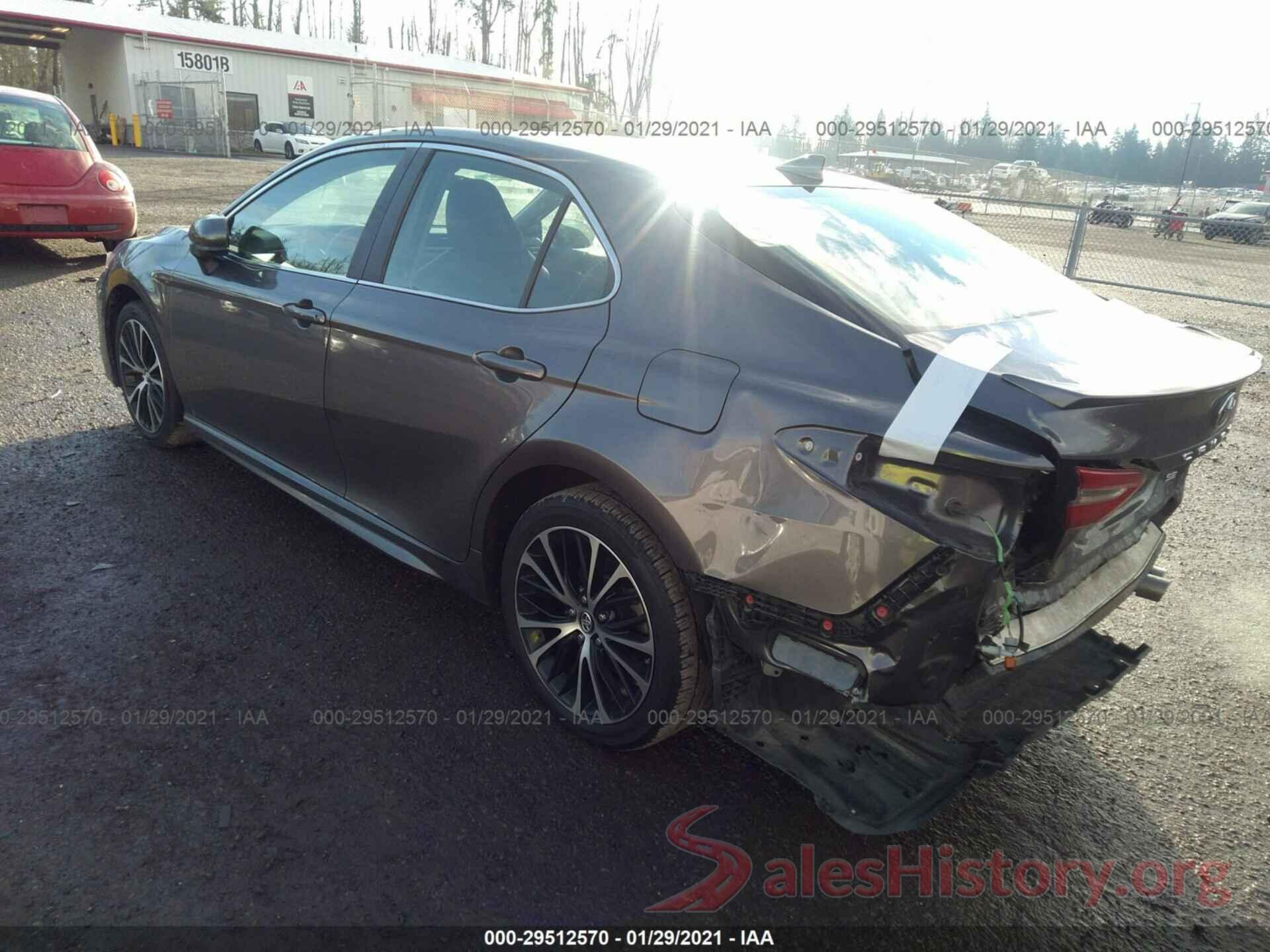 4T1B11HK8KU168249 2019 TOYOTA CAMRY