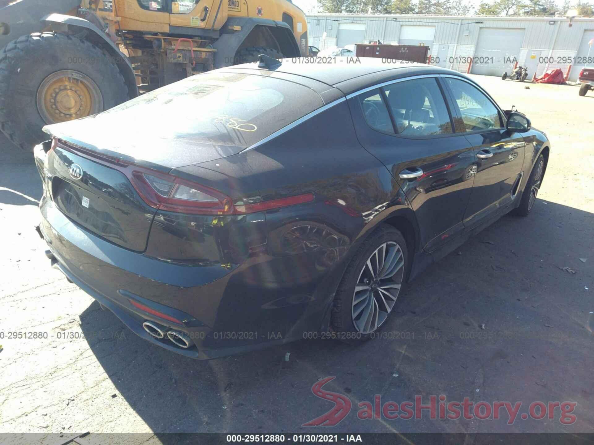 KNAE15LA9K6043916 2019 KIA STINGER