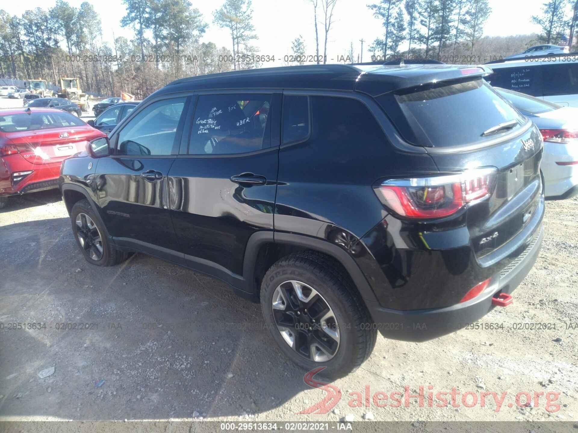 3C4NJDDB8JT451087 2018 JEEP COMPASS