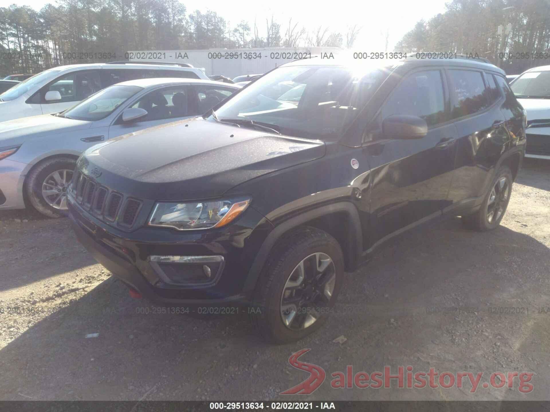 3C4NJDDB8JT451087 2018 JEEP COMPASS