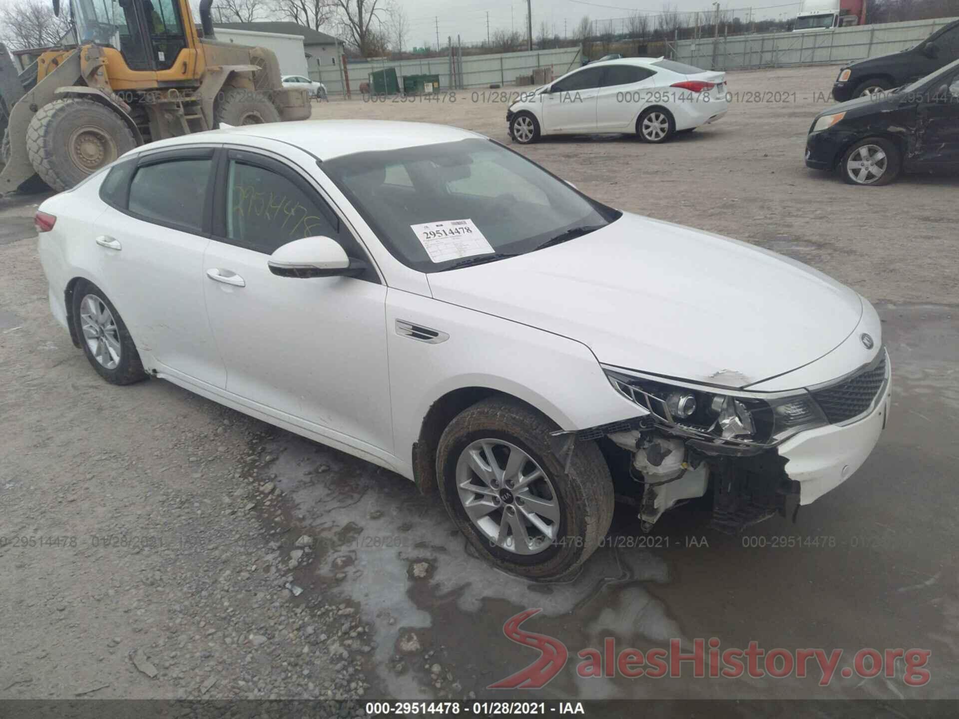 KNAGT4L32H5132174 2017 KIA OPTIMA