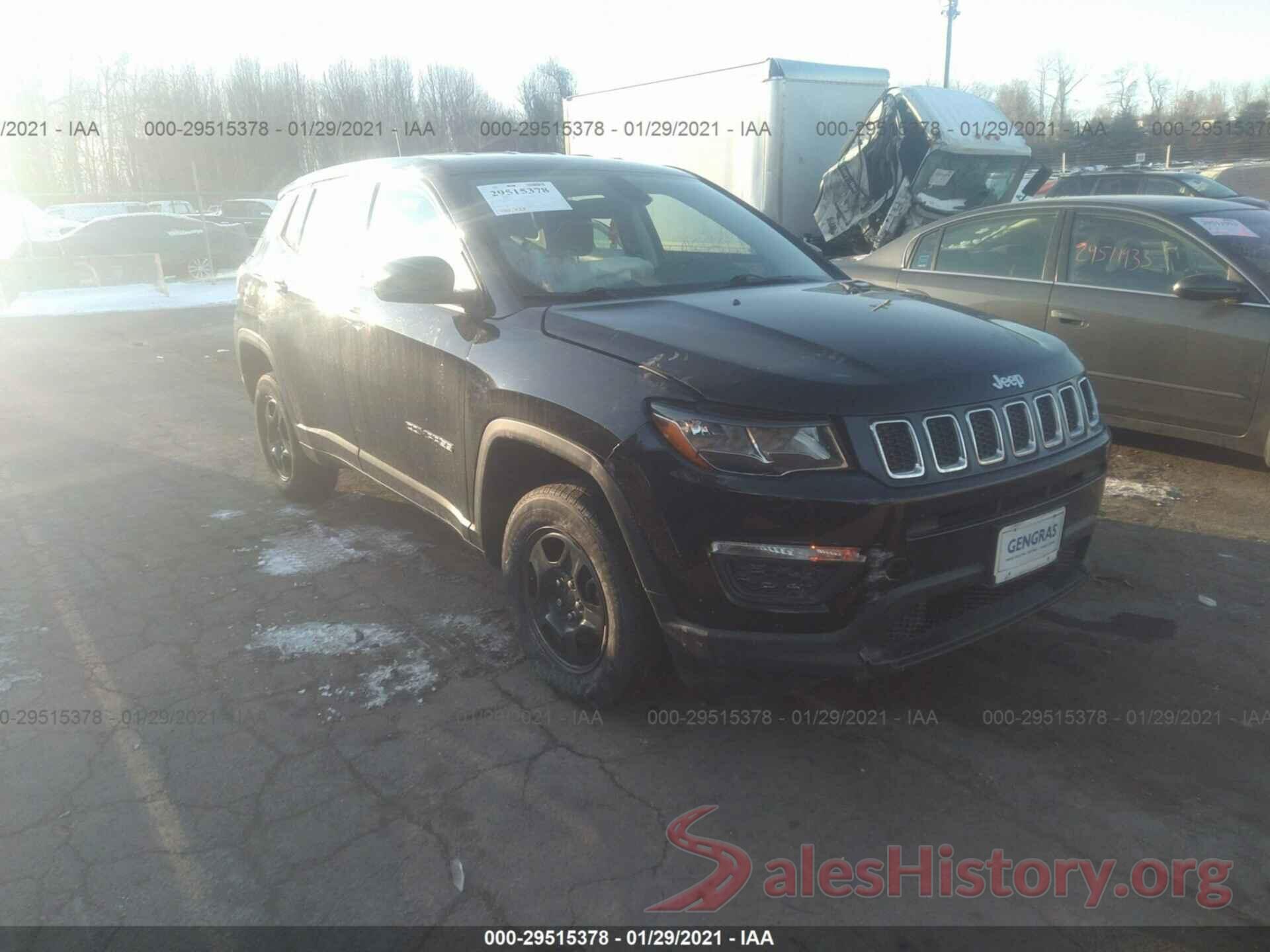 3C4NJDAB7JT262967 2018 JEEP COMPASS