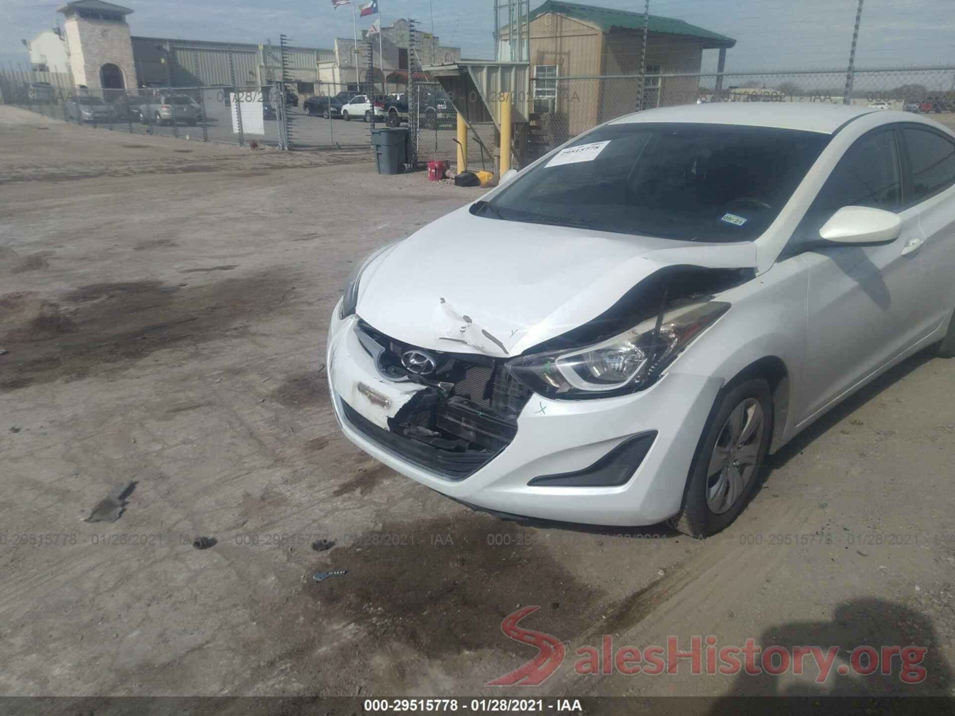 5NPDH4AE7GH666930 2016 HYUNDAI ELANTRA