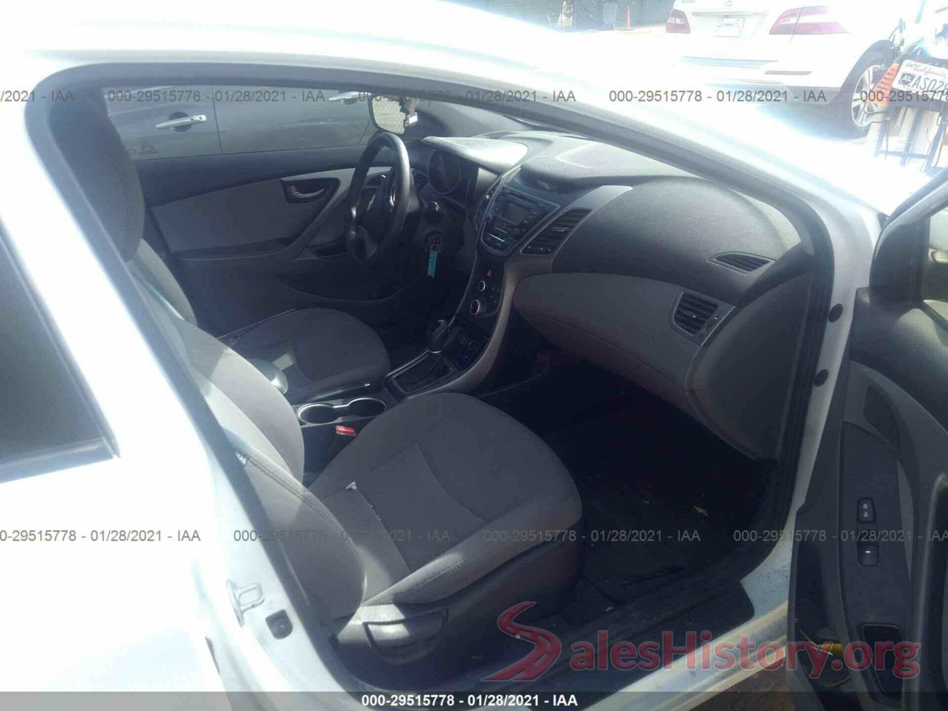 5NPDH4AE7GH666930 2016 HYUNDAI ELANTRA