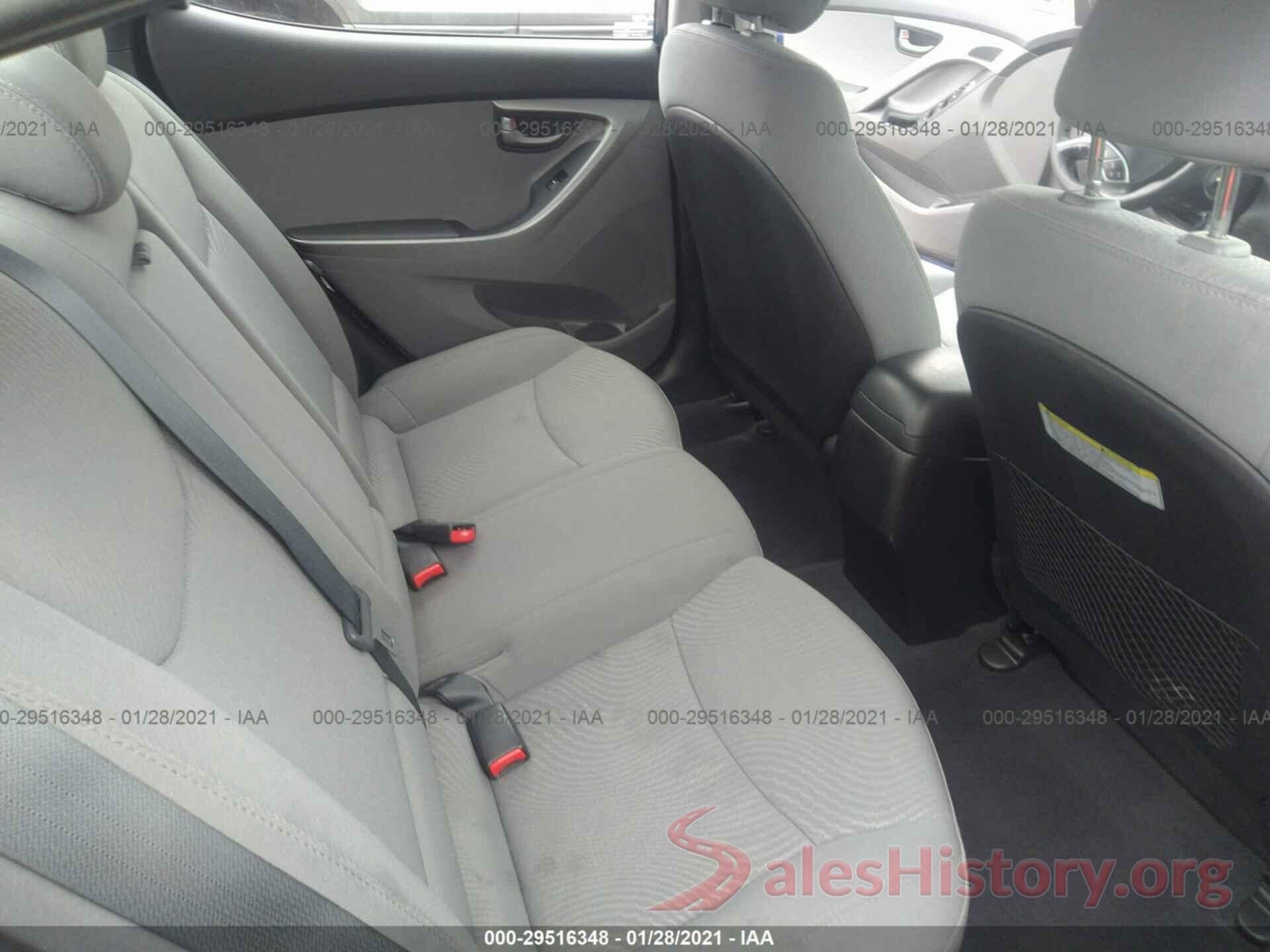 5NPDH4AE9GH718994 2016 HYUNDAI ELANTRA